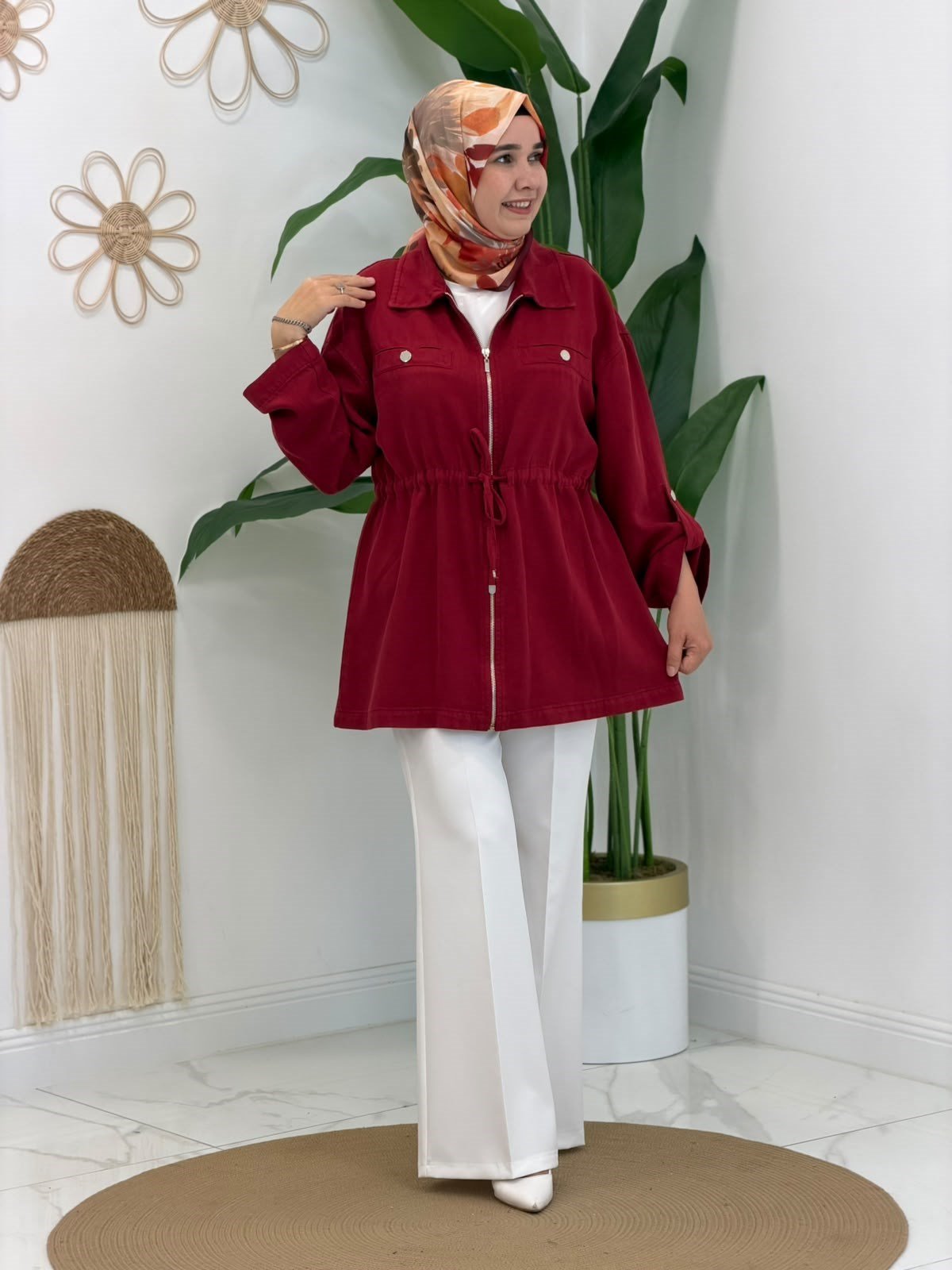 Bordo Beli Bağcıklı Kap