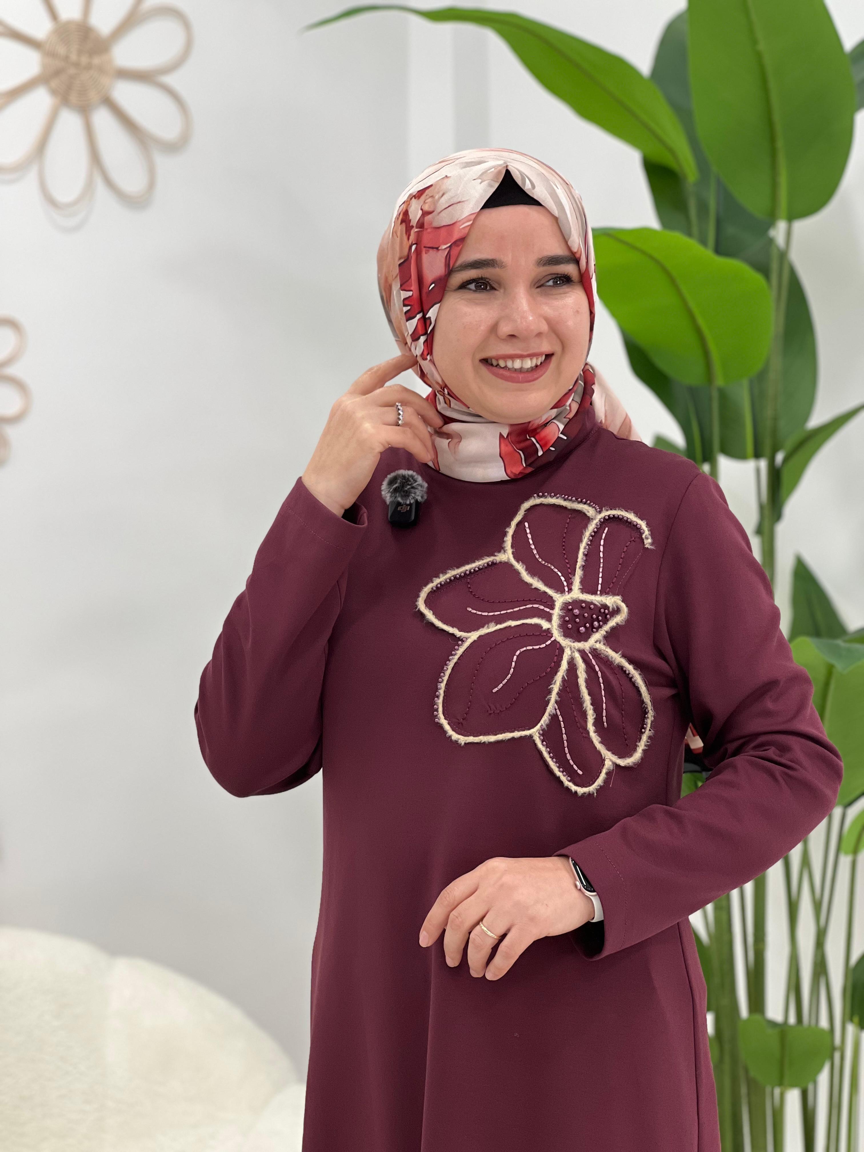 Bordo Büyük Çiçekli Tunik