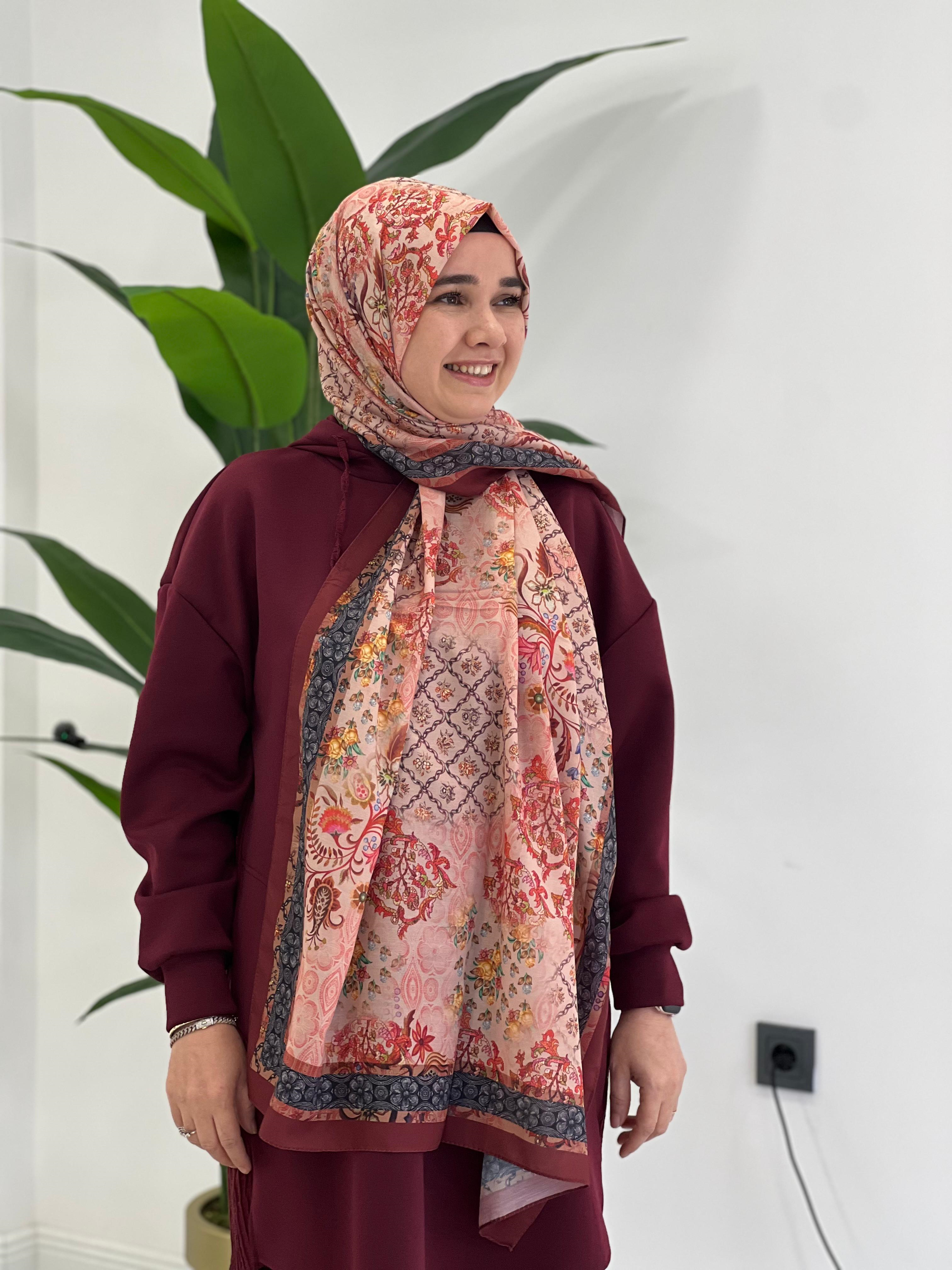 Bordo Desenli Şal