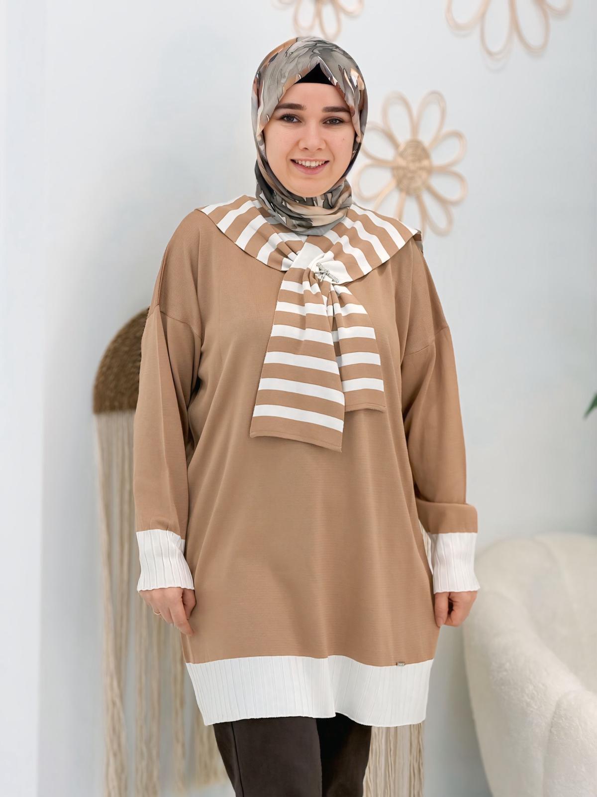 Camel Triko