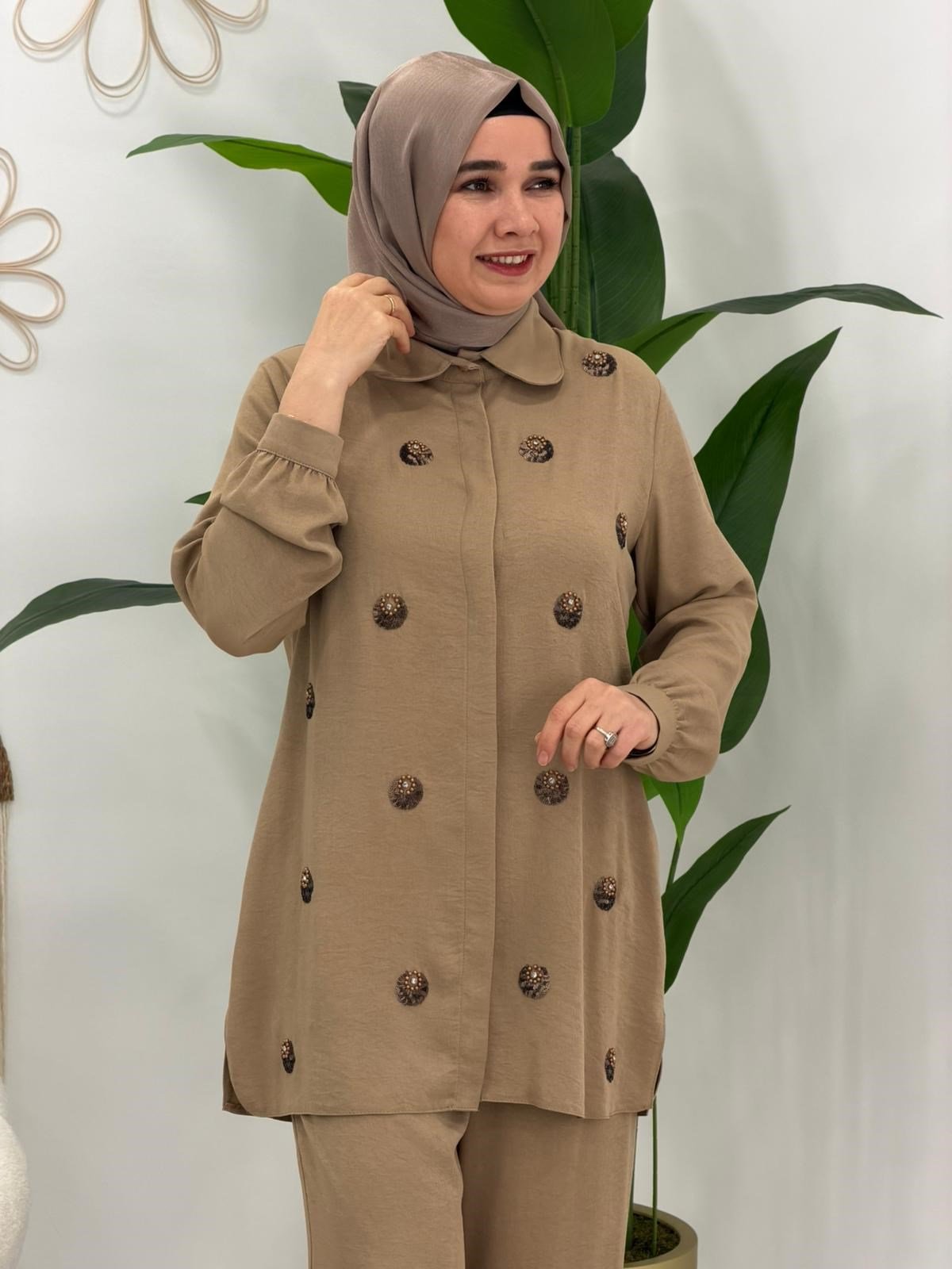 Camel Velora Takım