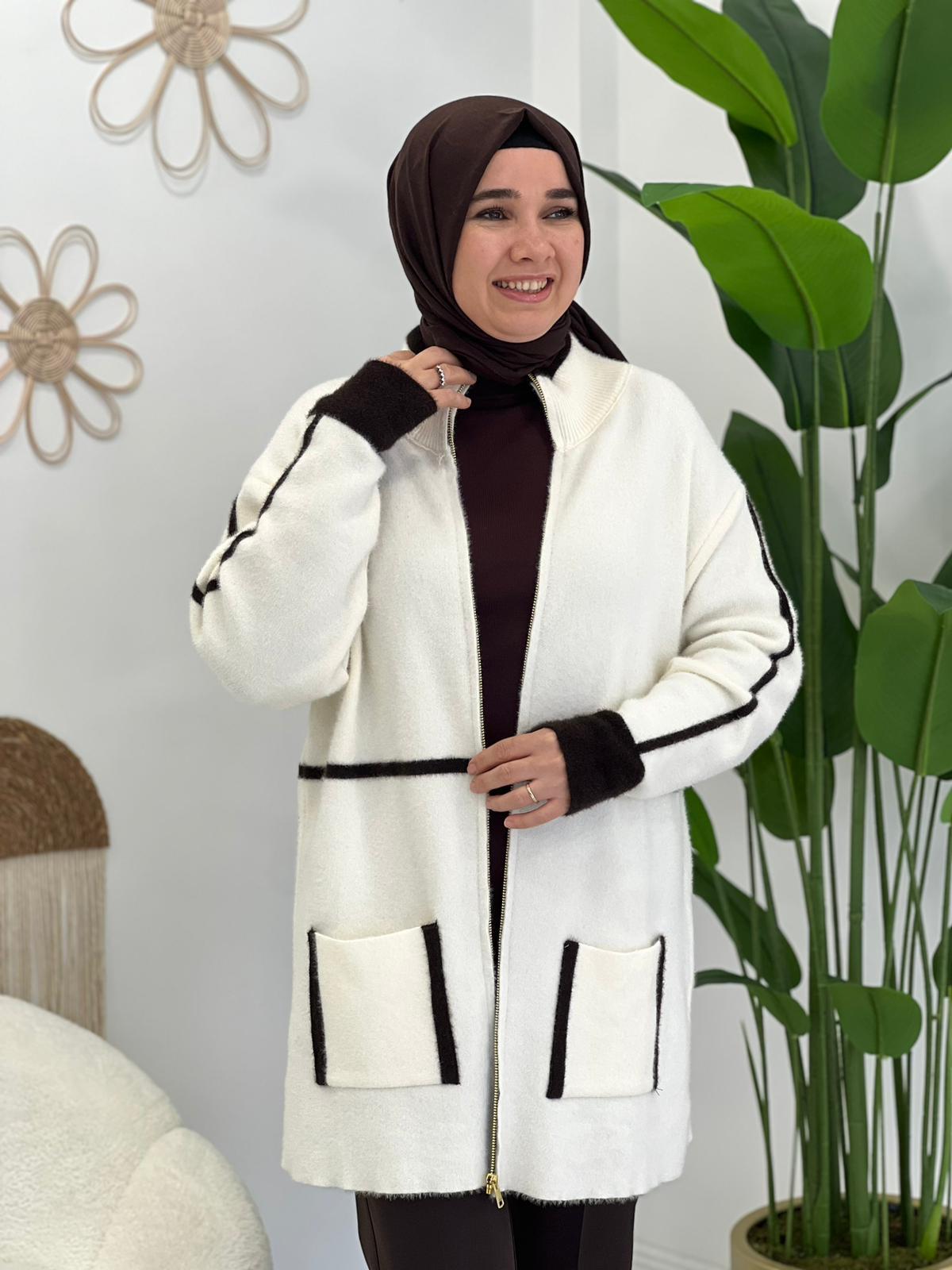 Ekru Angora Hırka