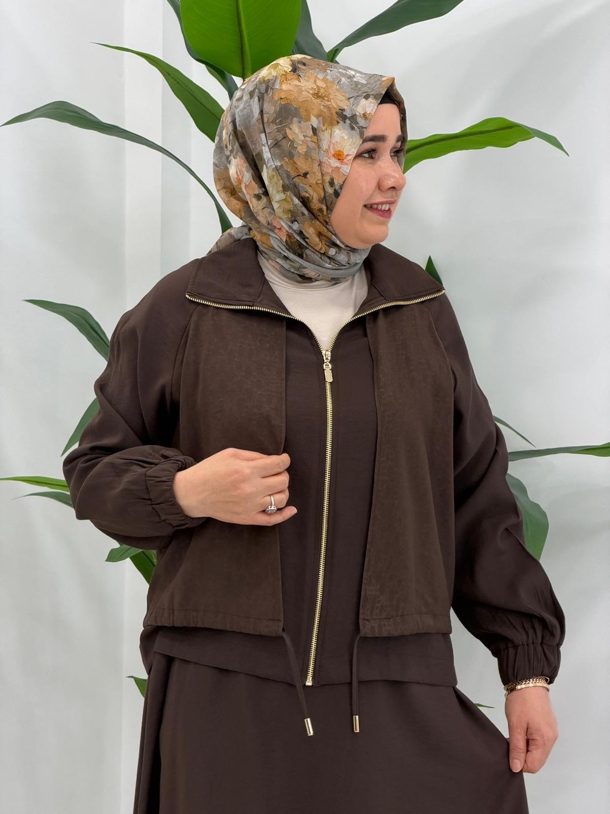 Kahve Camelya Etekli Takım