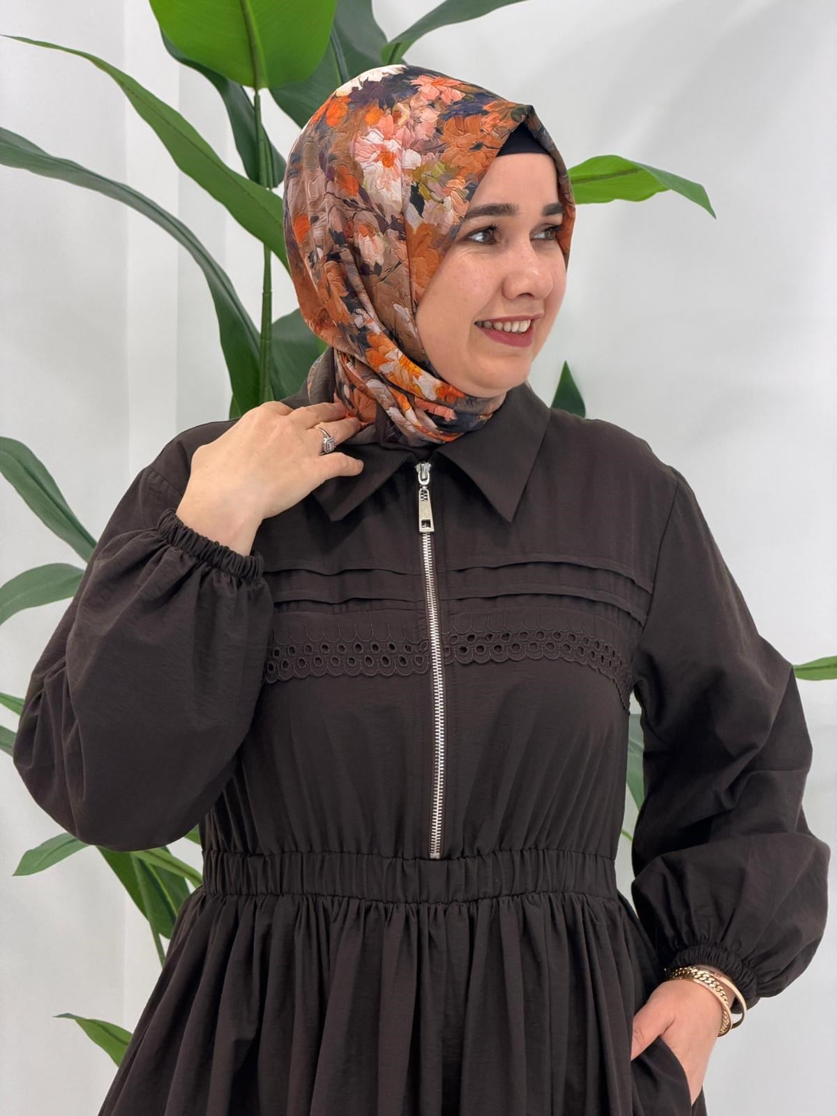 Kahve Soul Güpür Detaylı Elbise