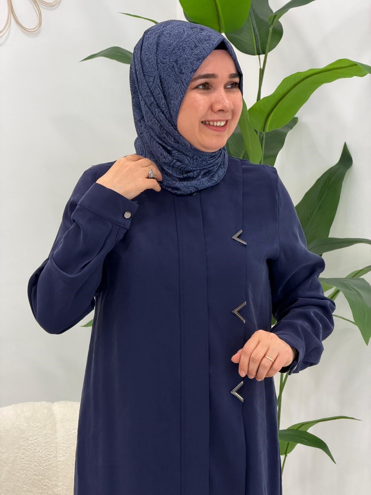 Lacivert Fermuarlı Pantolonlu Takım 
