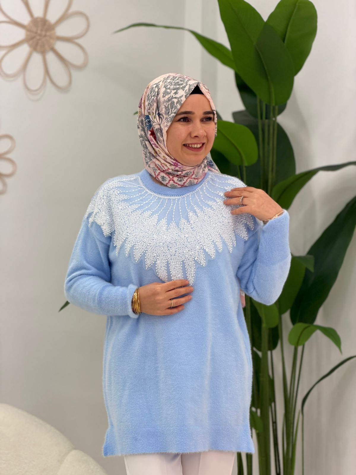 Mavi Taşlı Angora Kazak