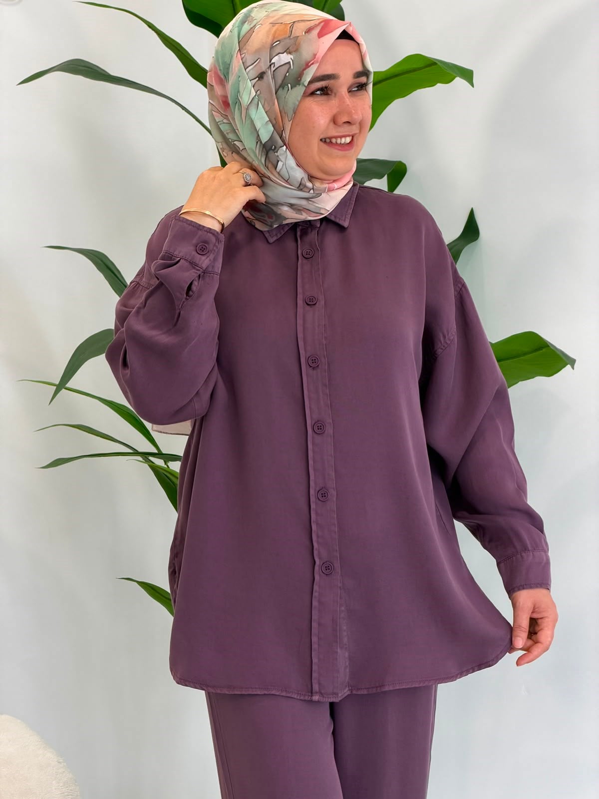 Mürdüm Pantolonlu Takım