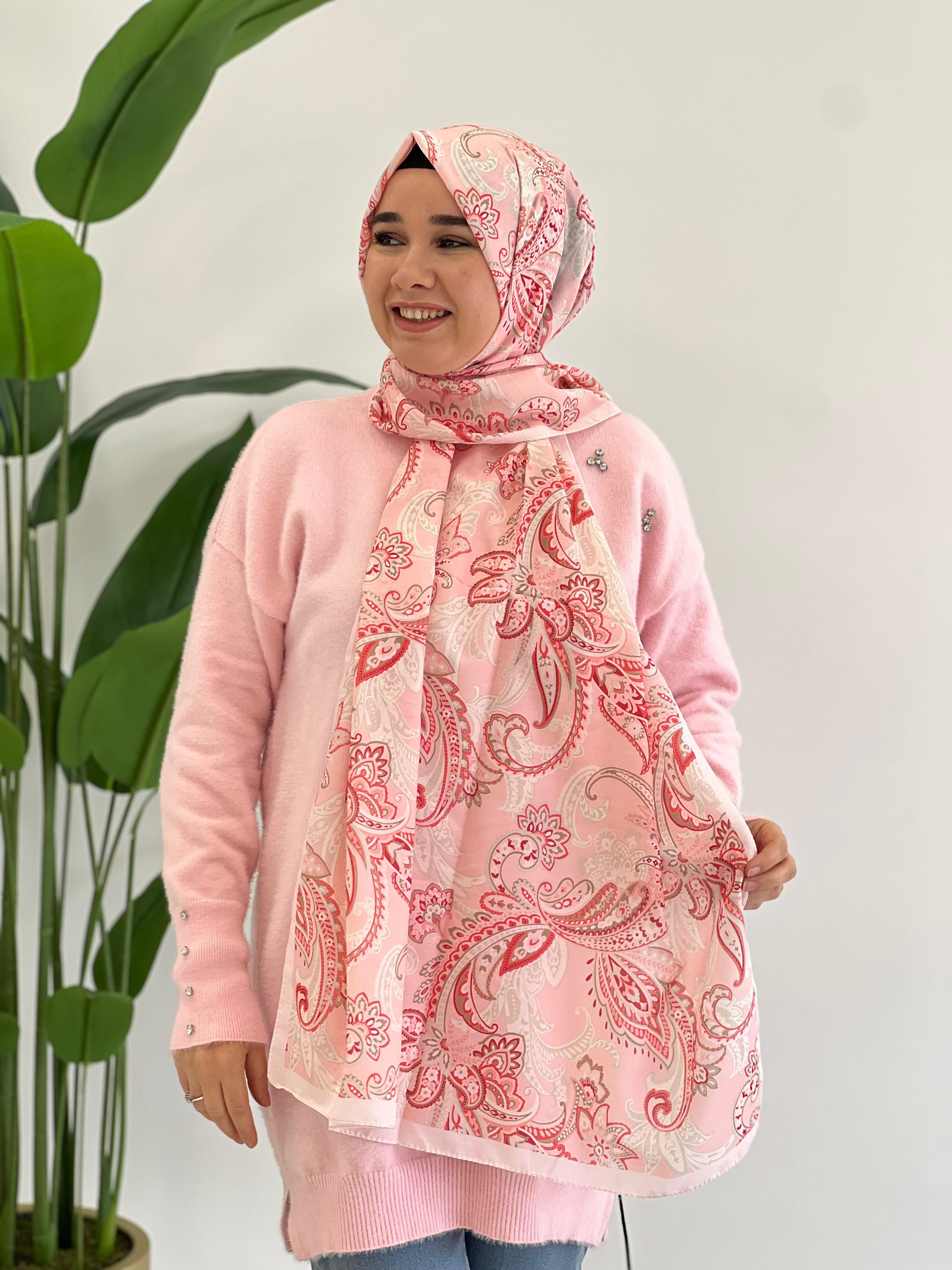 Pembe Desenli Şal