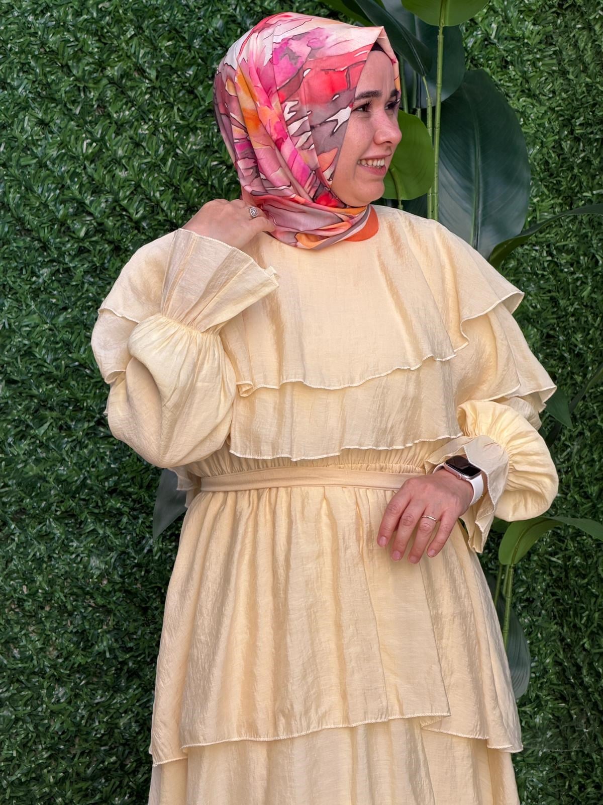 Sarı Elbise