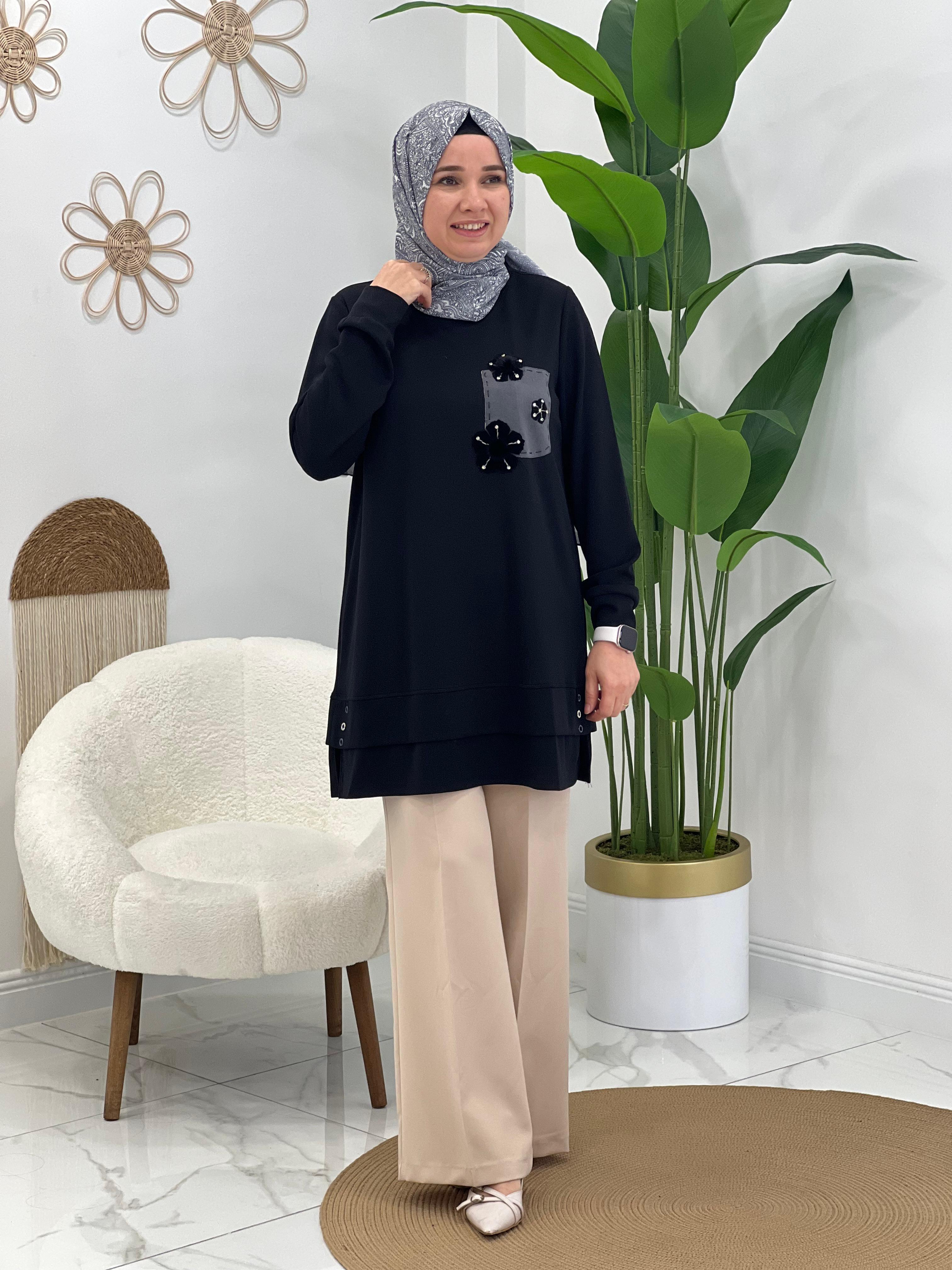 Siyah Çiçek Detaylı Tunik