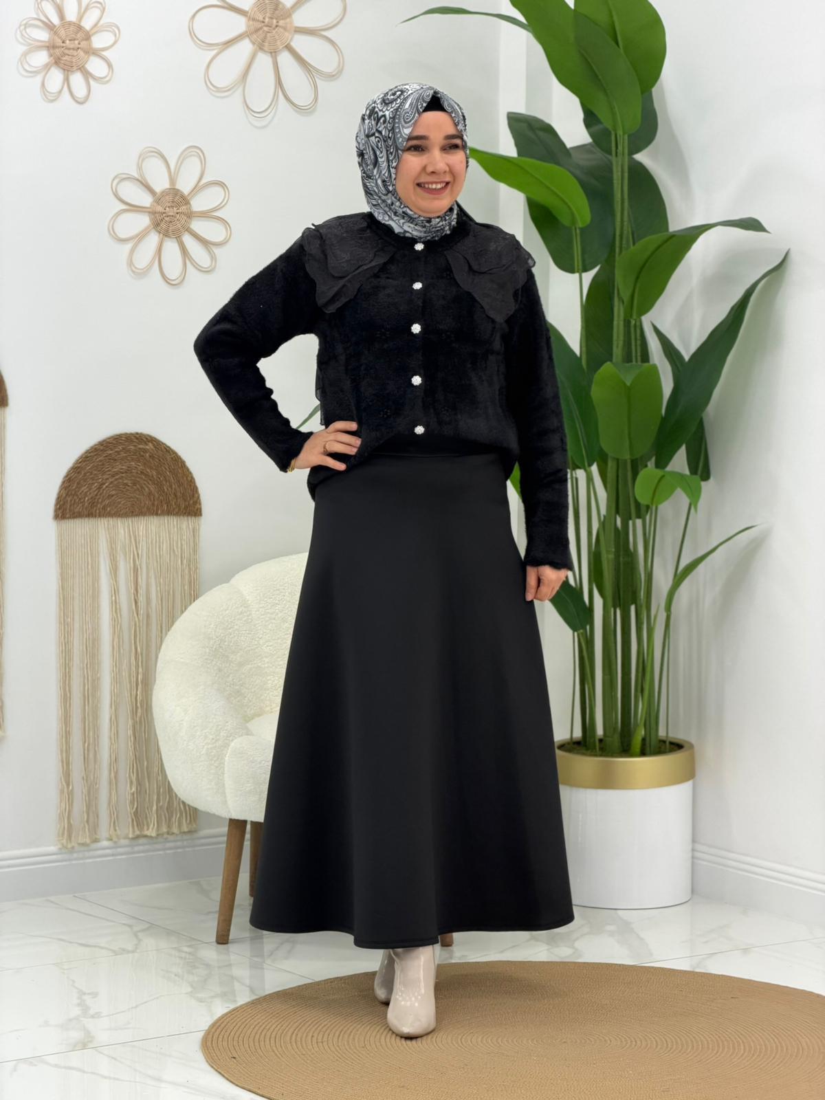 Siyah Sucuba Etek