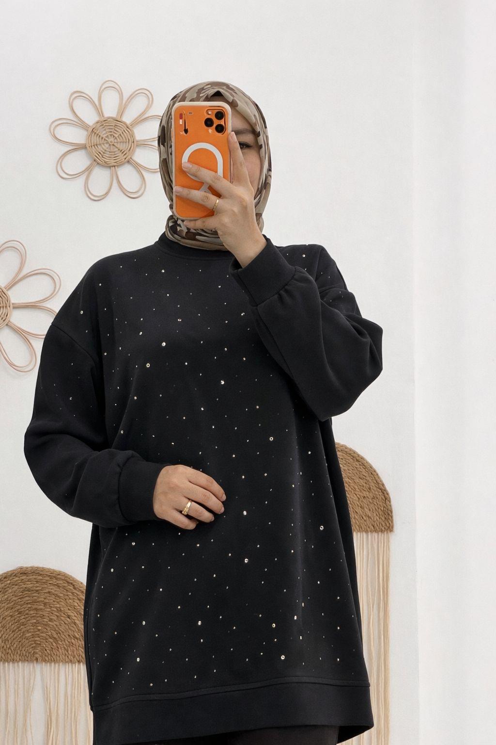 Siyah Taşlı Sweat