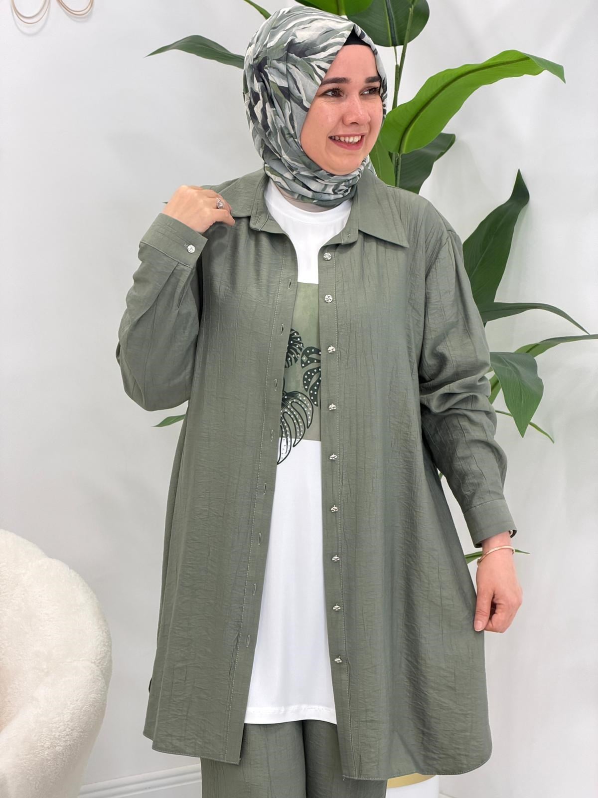 Yeşil Pantolonlu Takım