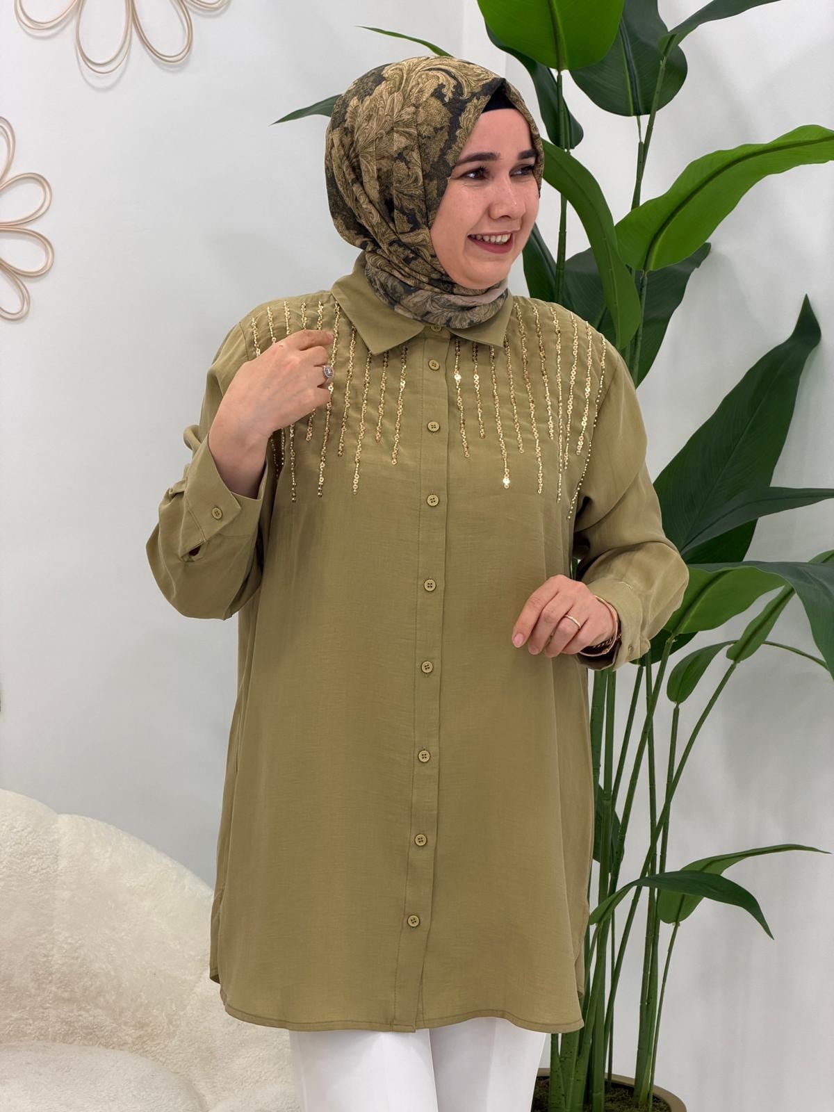 Yeşil Pul Detaylı Tunik