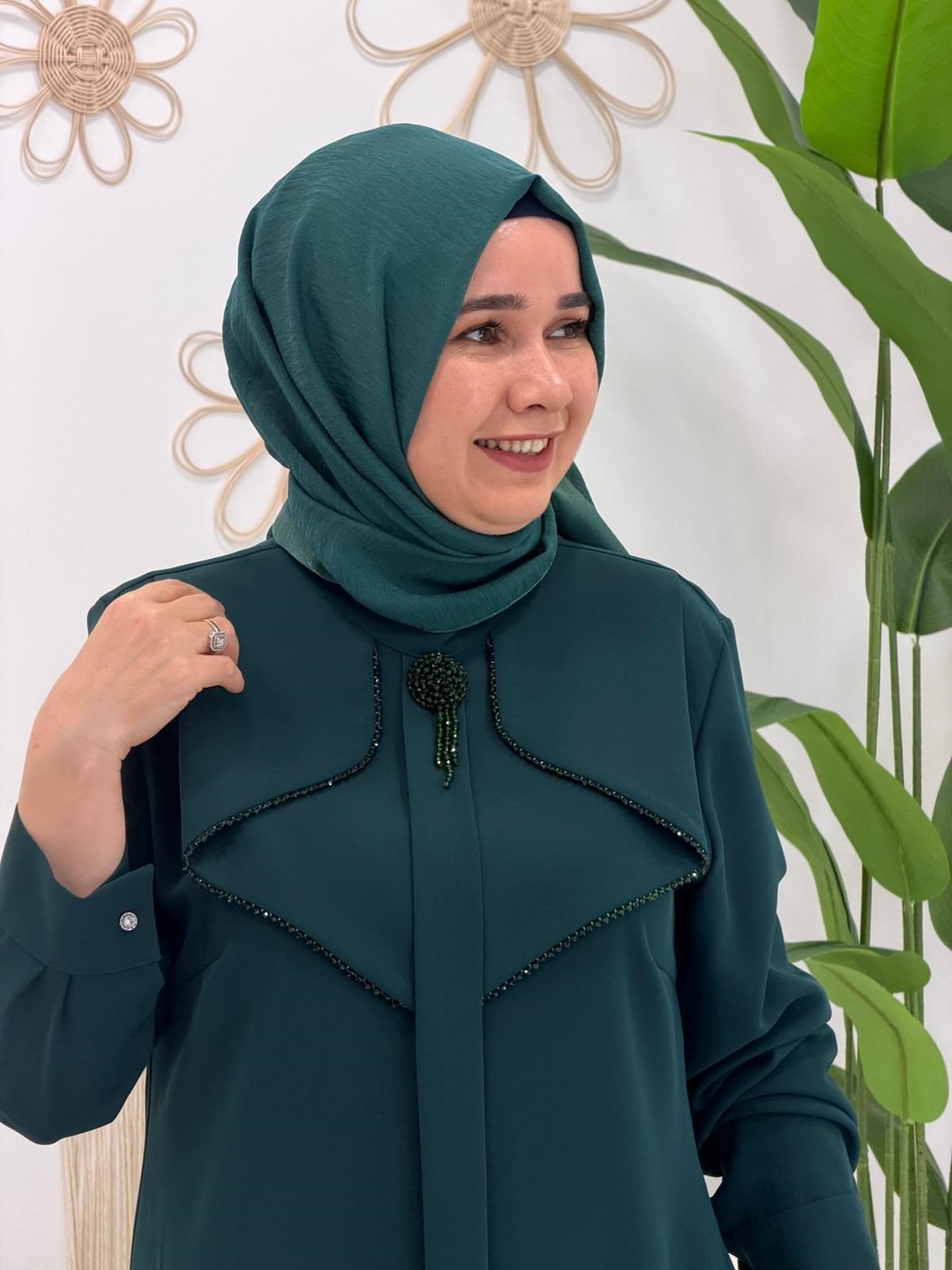 Yeşil Uzun Yunik