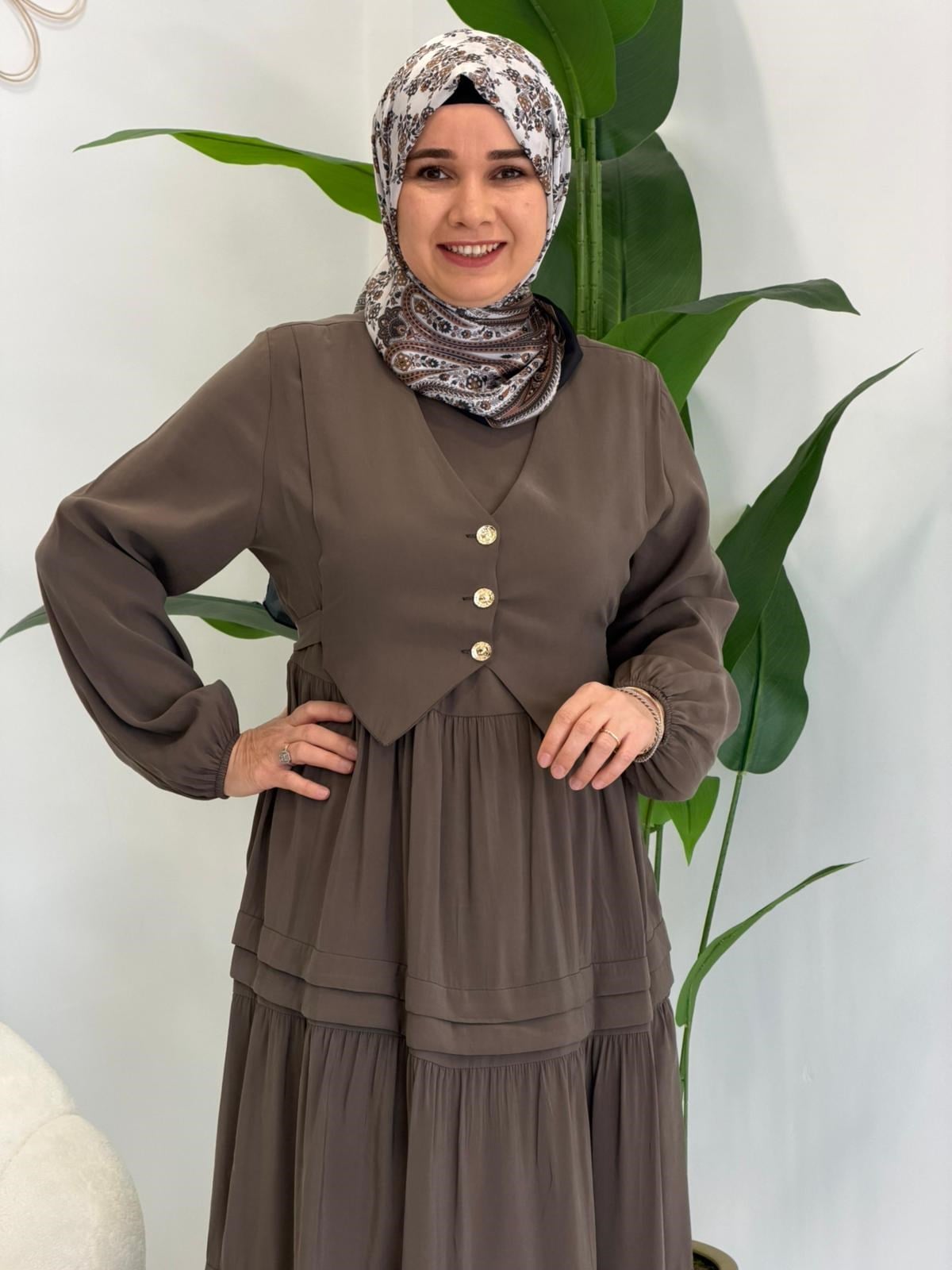 Yeşil Yelek Detaylı Elbise