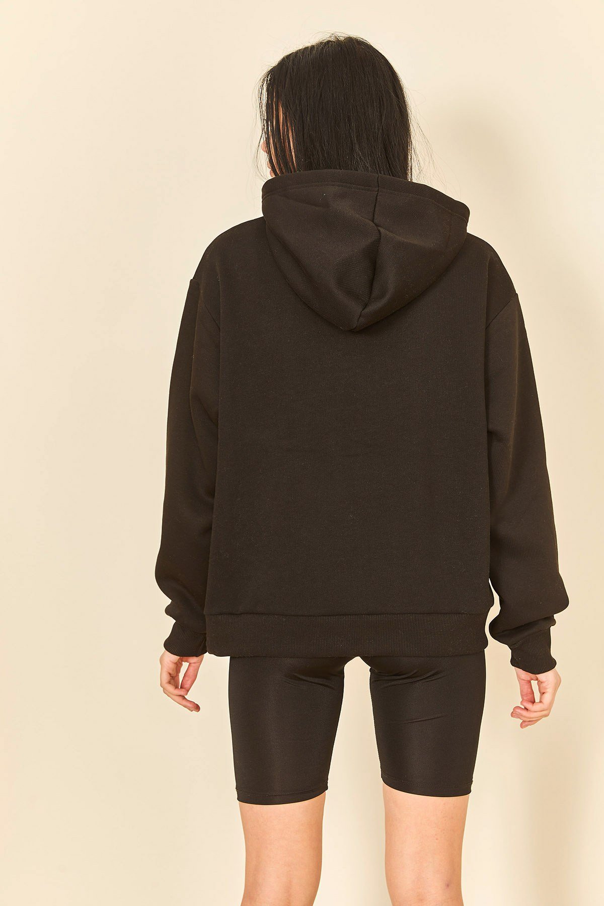 Ekru Baskı Detaylı Üç İplik Kadın Sweatshirt