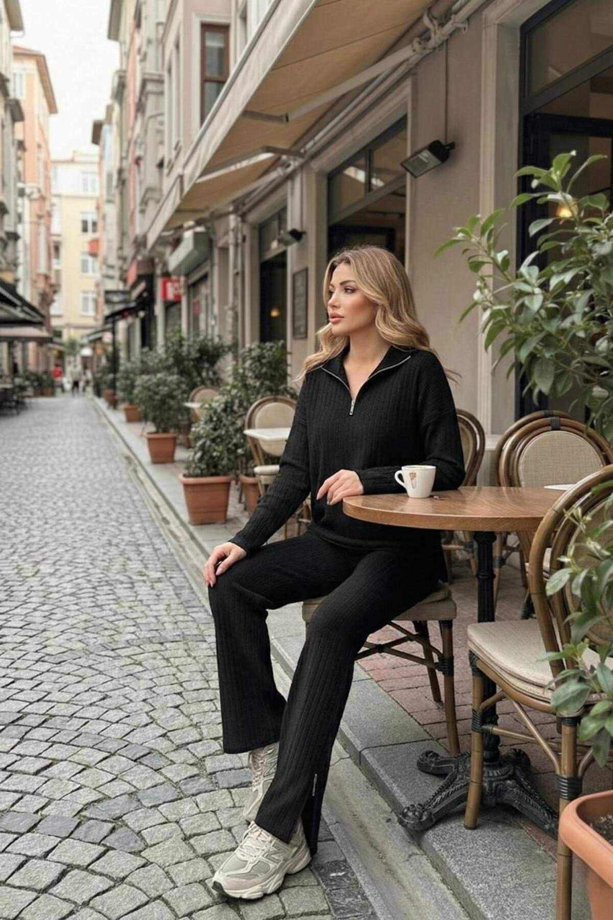 Fermuar Detaylı İnce Şardonlu Kadın İkili Takım