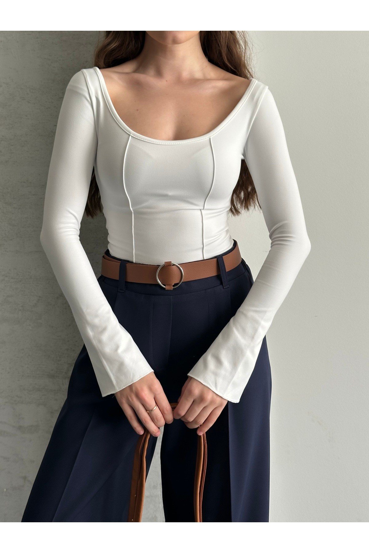 Kadın Modal Kumaş Kolu Yırtmaçlı Sırt Dekolteli Body
