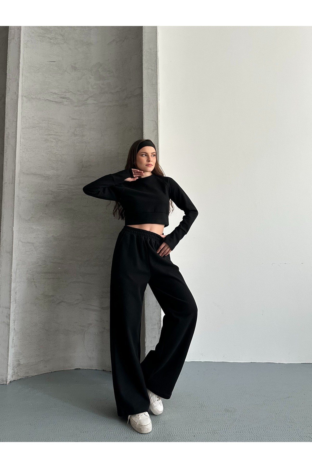 Kadın Selanik Kumaş Reglan Kollu Parmak Geçirmeli Crop Takım
