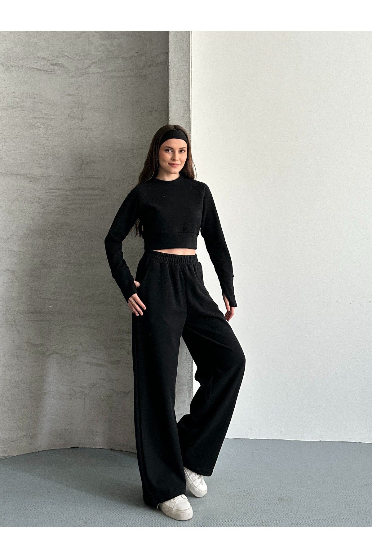 Kadın Selanik Kumaş Reglan Kollu Parmak Geçirmeli Crop Takım