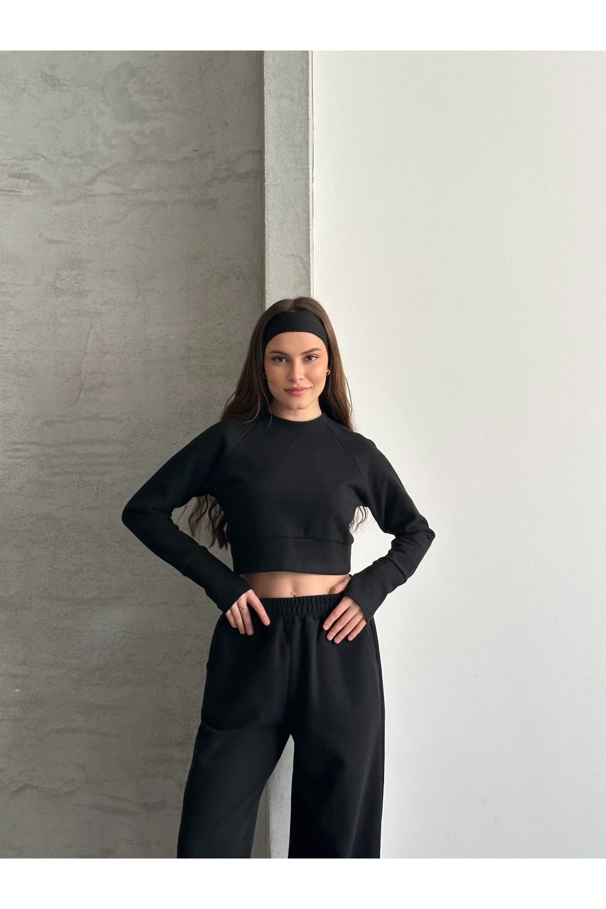 Kadın Selanik Kumaş Reglan Kollu Parmak Geçirmeli Crop Takım