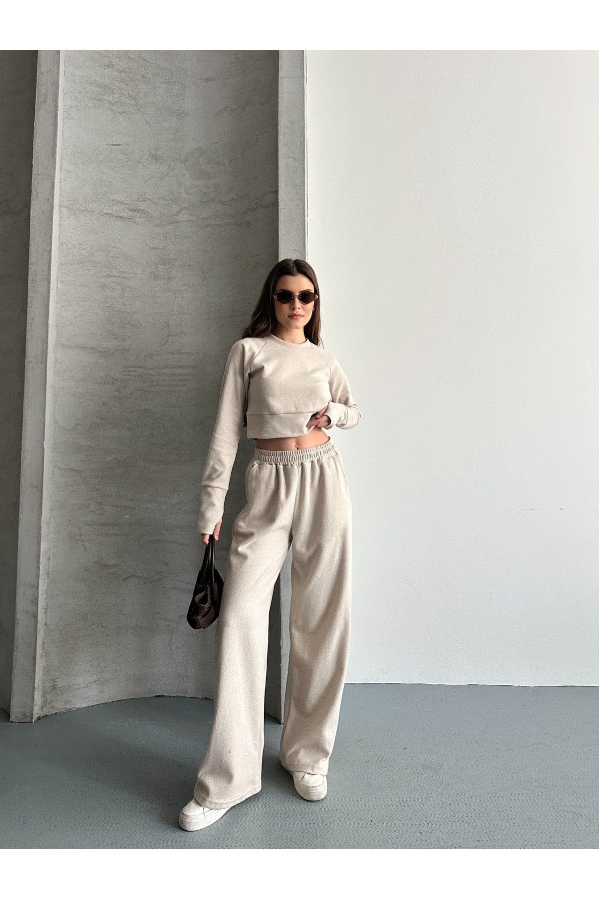Kadın Selanik Kumaş Reglan Kollu Parmak Geçirmeli Crop Takım