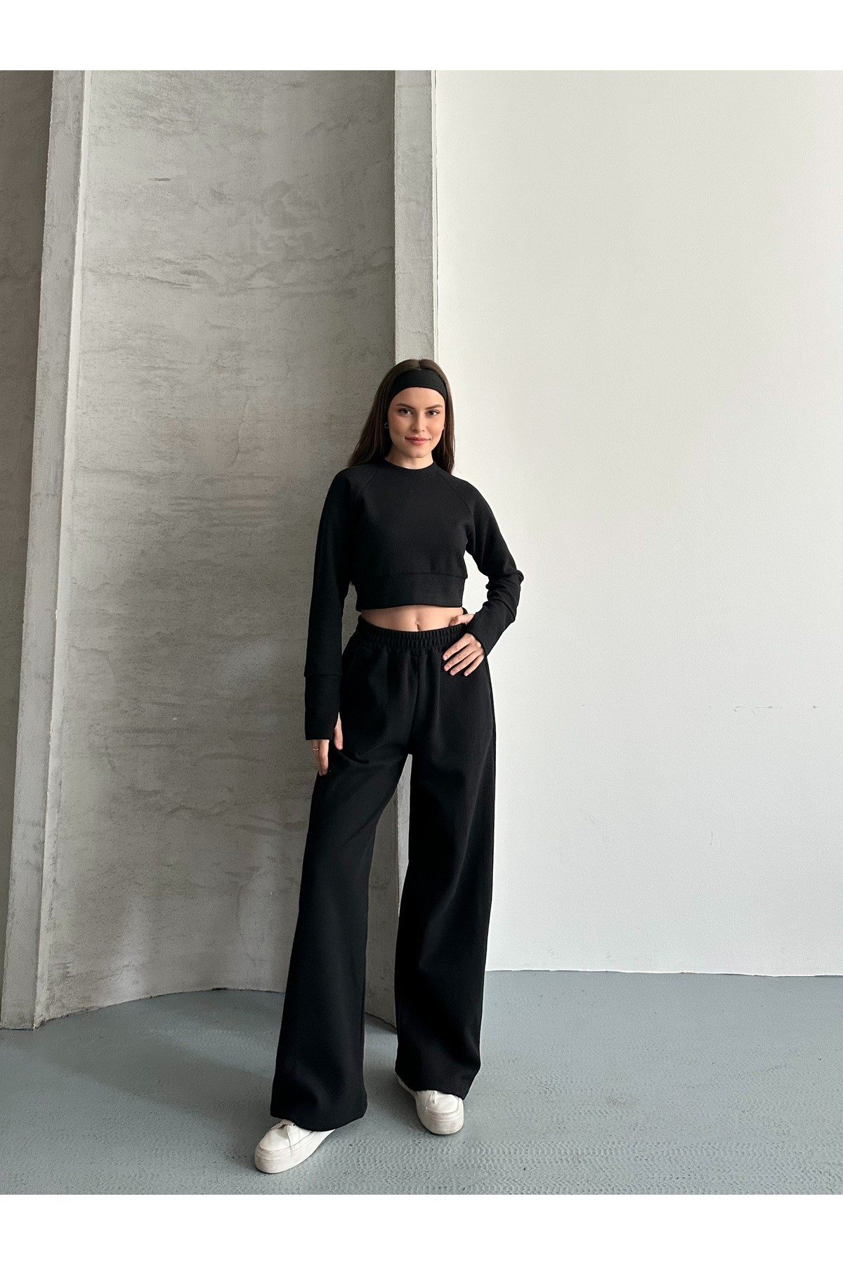 Kadın Selanik Kumaş Reglan Kollu Parmak Geçirmeli Crop Takım