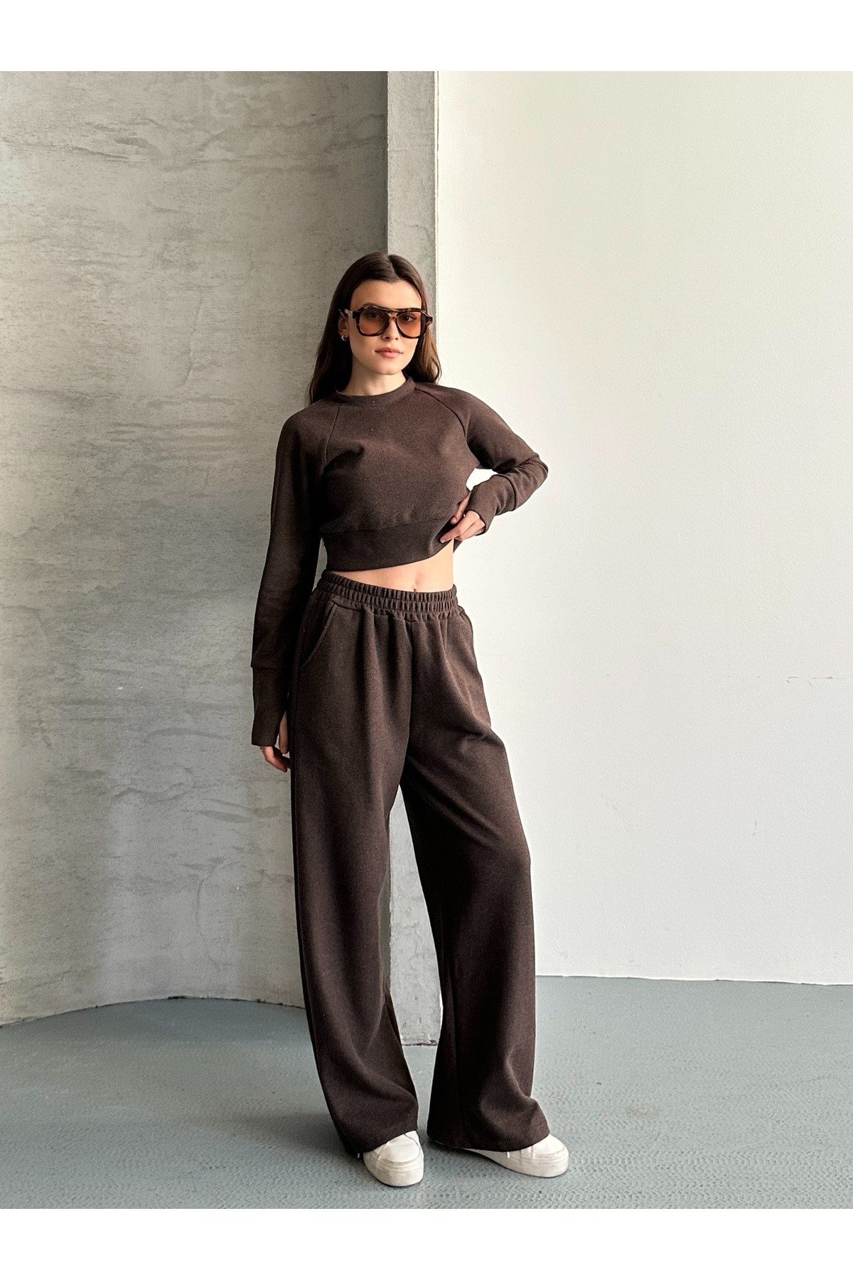 Kadın Selanik Kumaş Reglan Kollu Parmak Geçirmeli Crop Takım