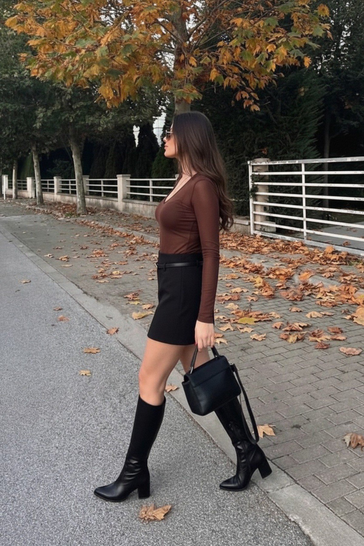 Kadın V Yaka Transparan Uzun Kollu Bluz