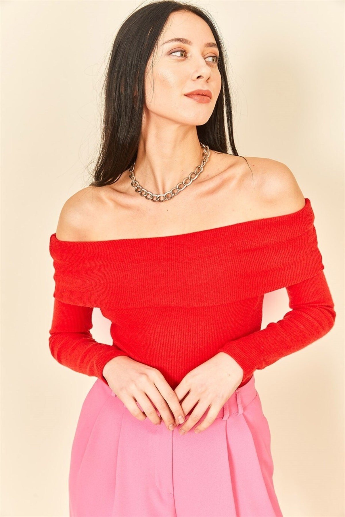 Siyah Madonna Yaka Kaşkorse Body