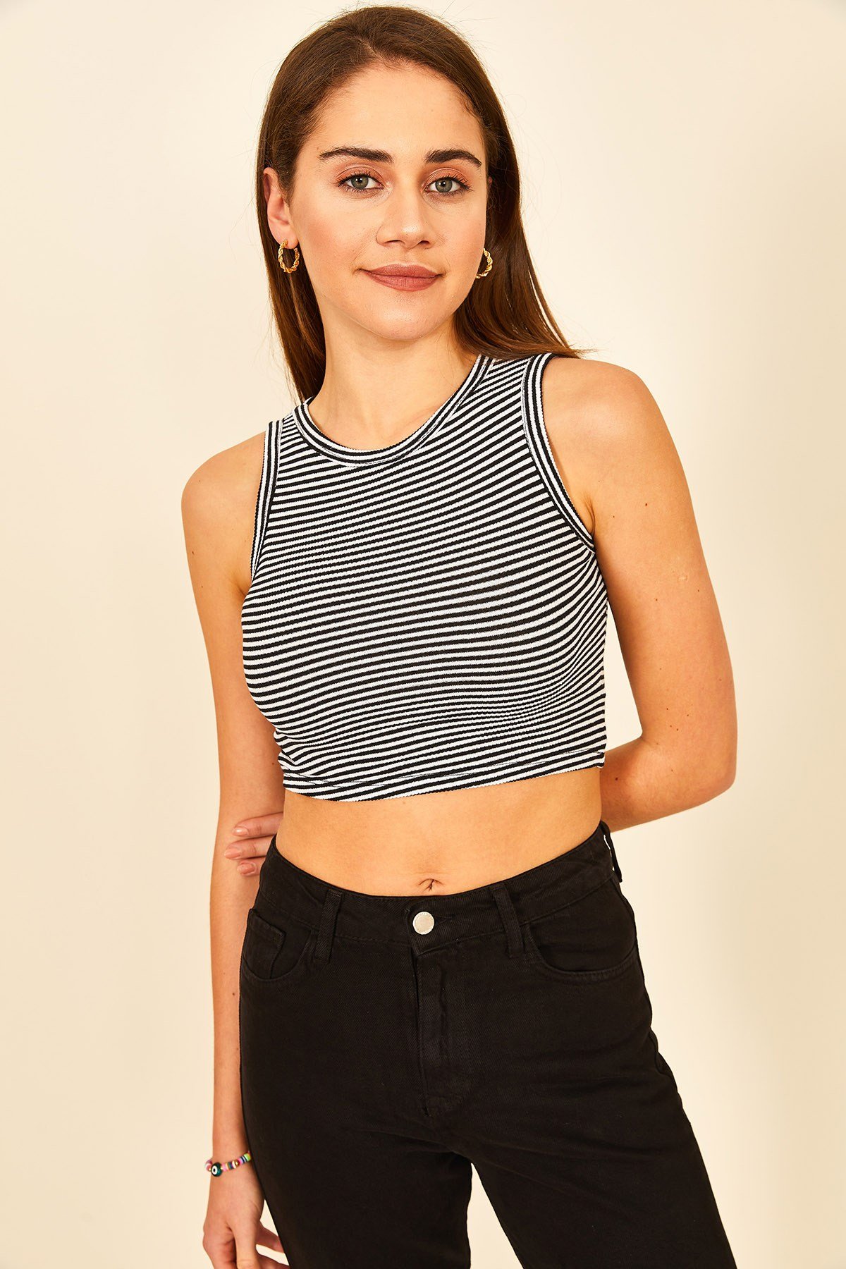 Taş Rengi Çizgili Crop Kadın Atlet