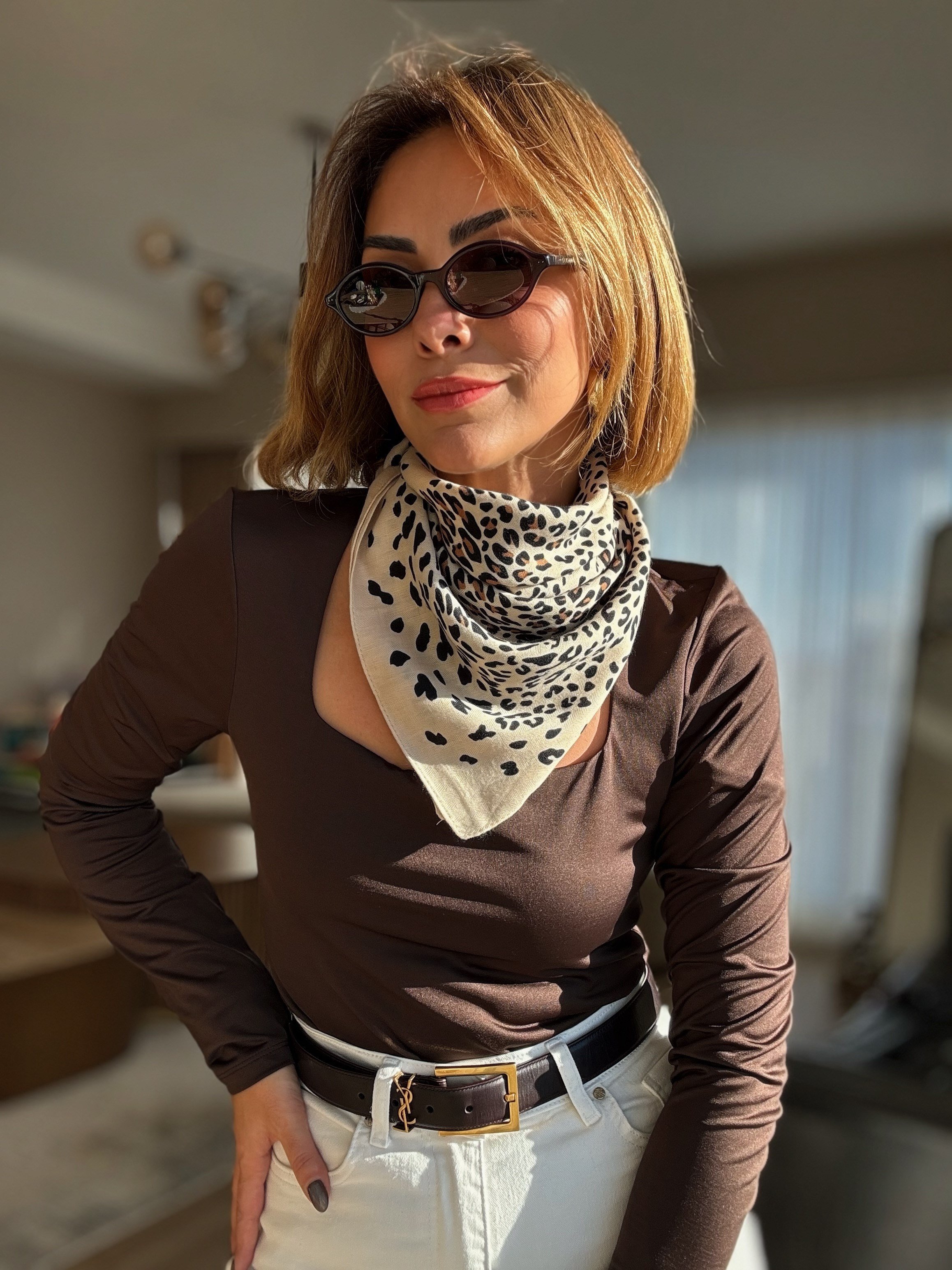 Bej Leopar Desen Pamuklu Fular ( 70*70 )
