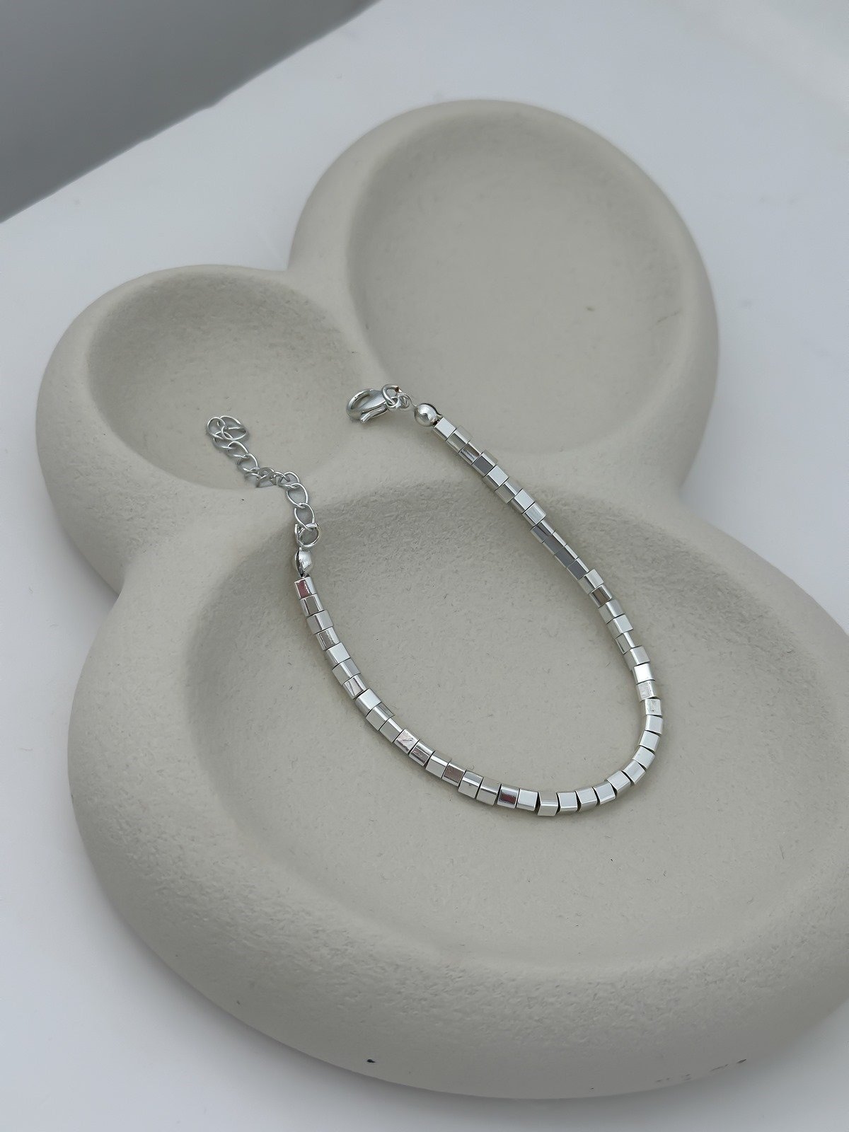 Gümüş Küp Plaka Sıra Bileklik (20cm)