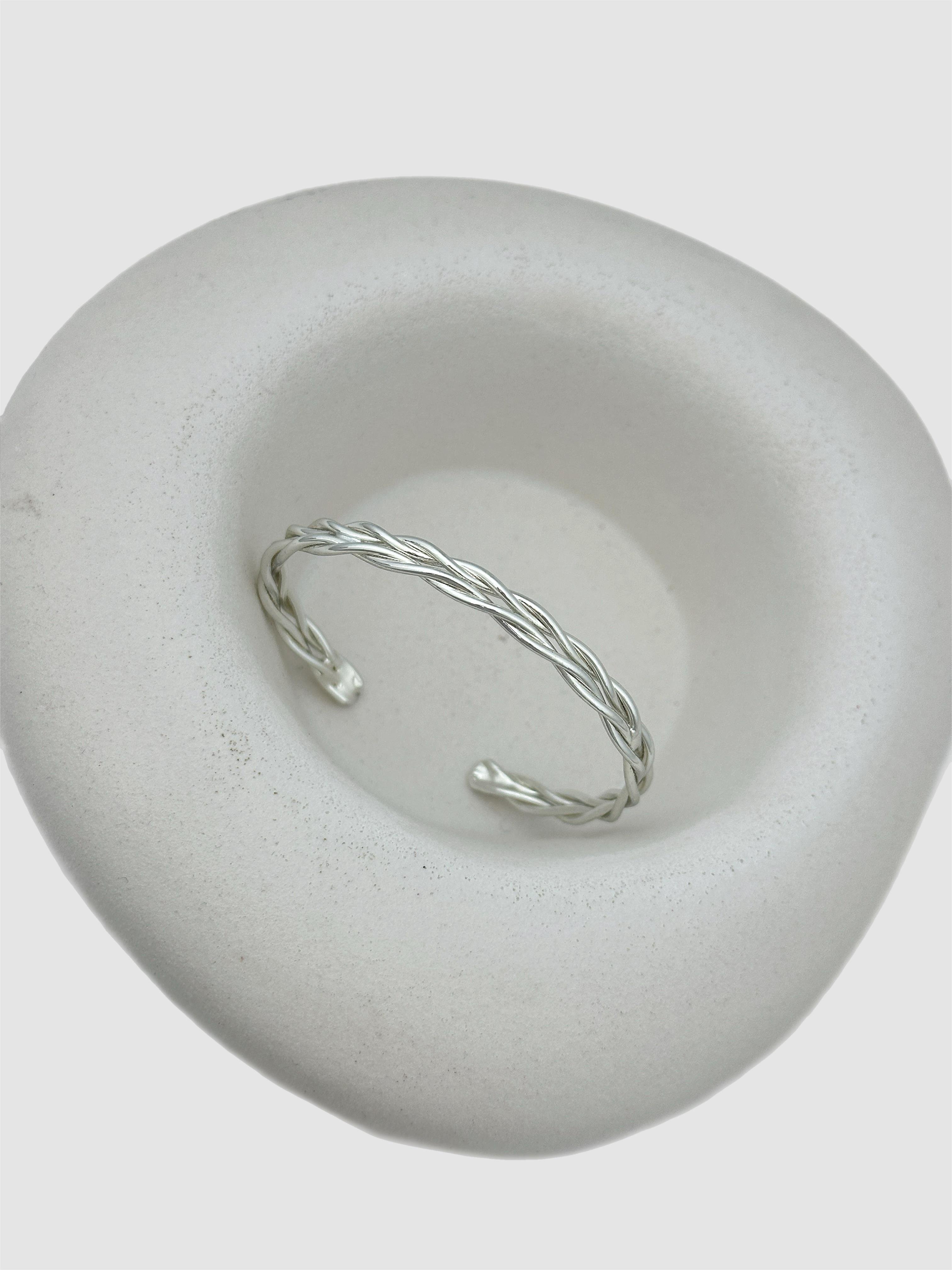 Gümüş Örme Model Kelepçe Bileklik