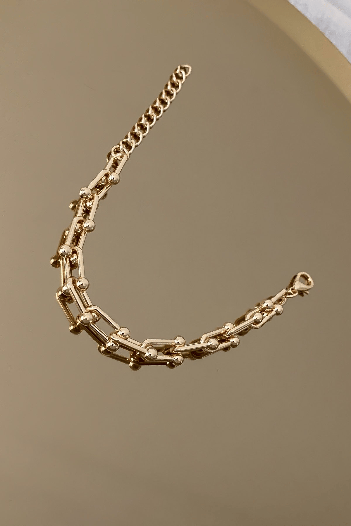 İç İçe Geçmeli Marka Model Bileklik (21cm)