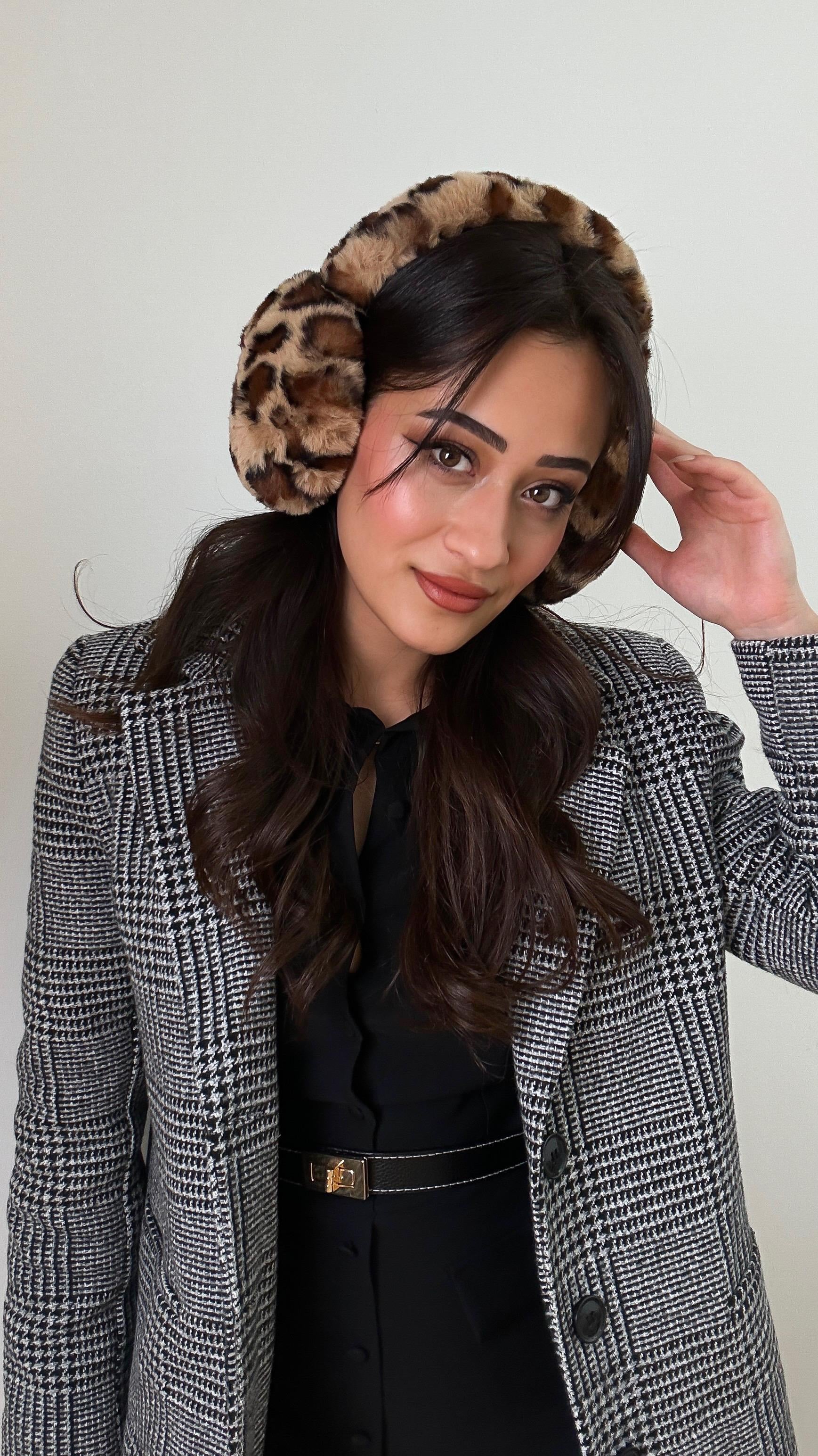 Leopar Desen Peluş Kulaklık