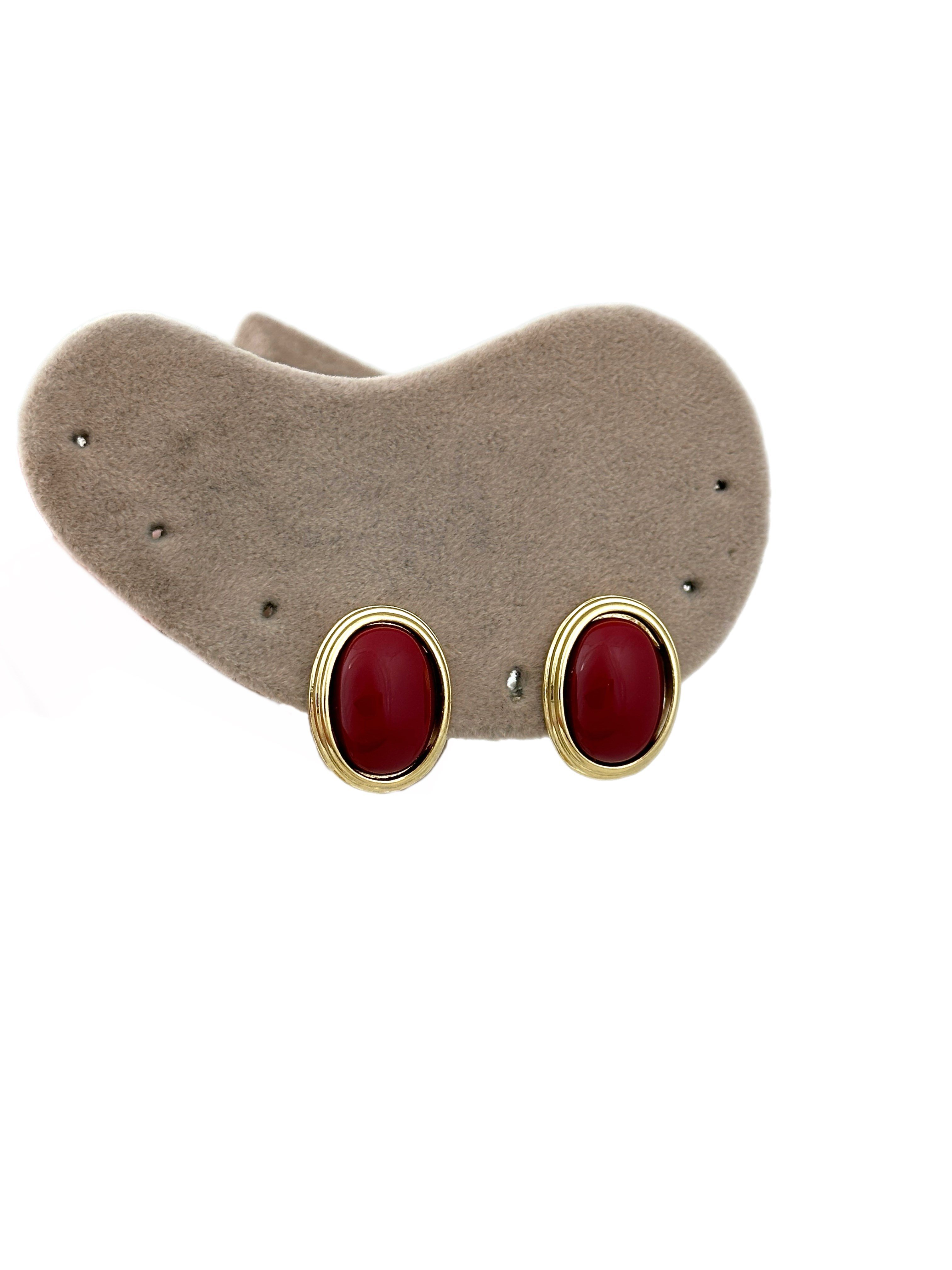 Oval Gold Plaka Çerçeveli Renkli Reçine Detay Vintage Küpe