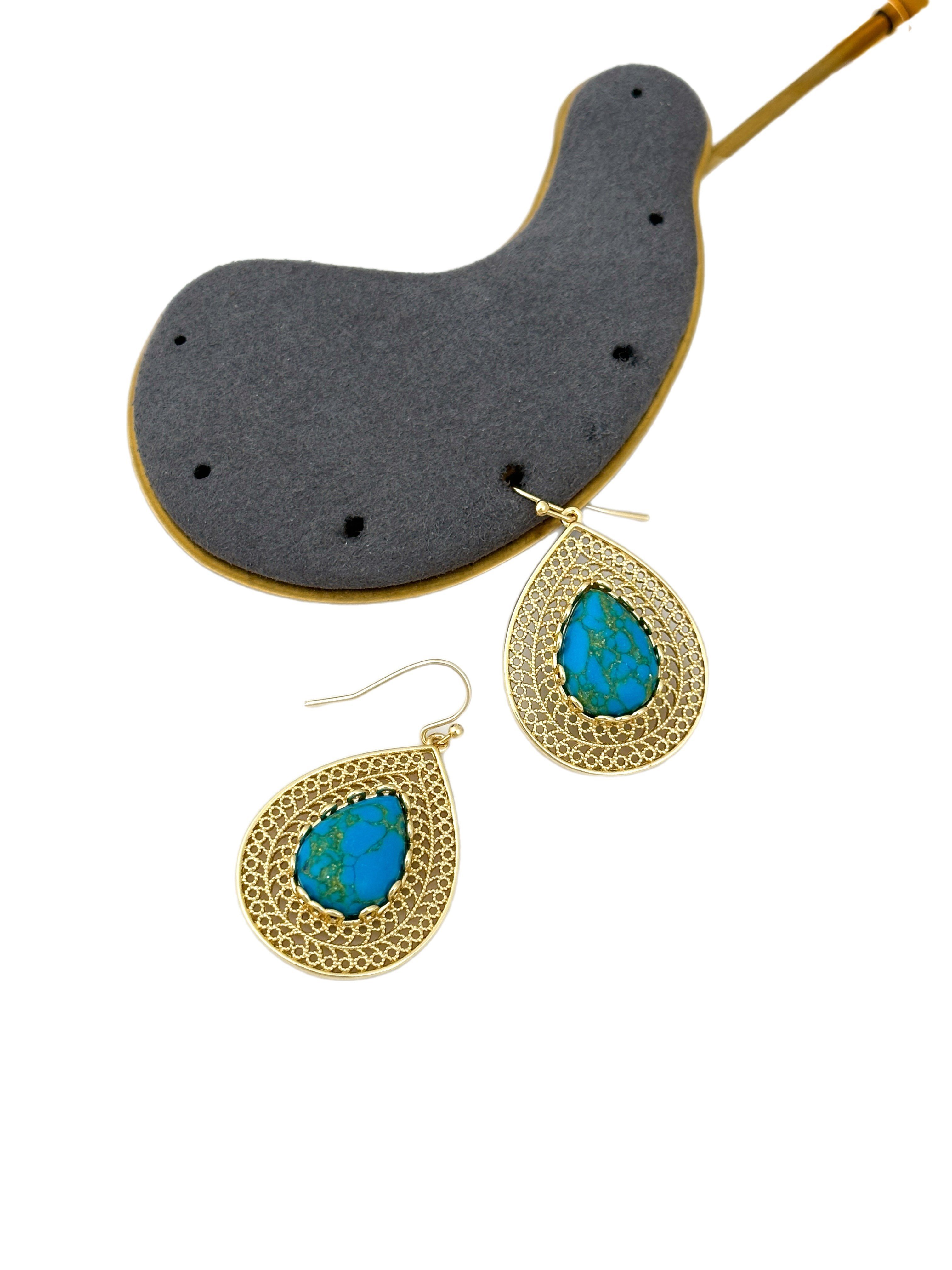 Özel Seri Firuze Taşlı İşlemeli Gold Plaka Vintage Küpe