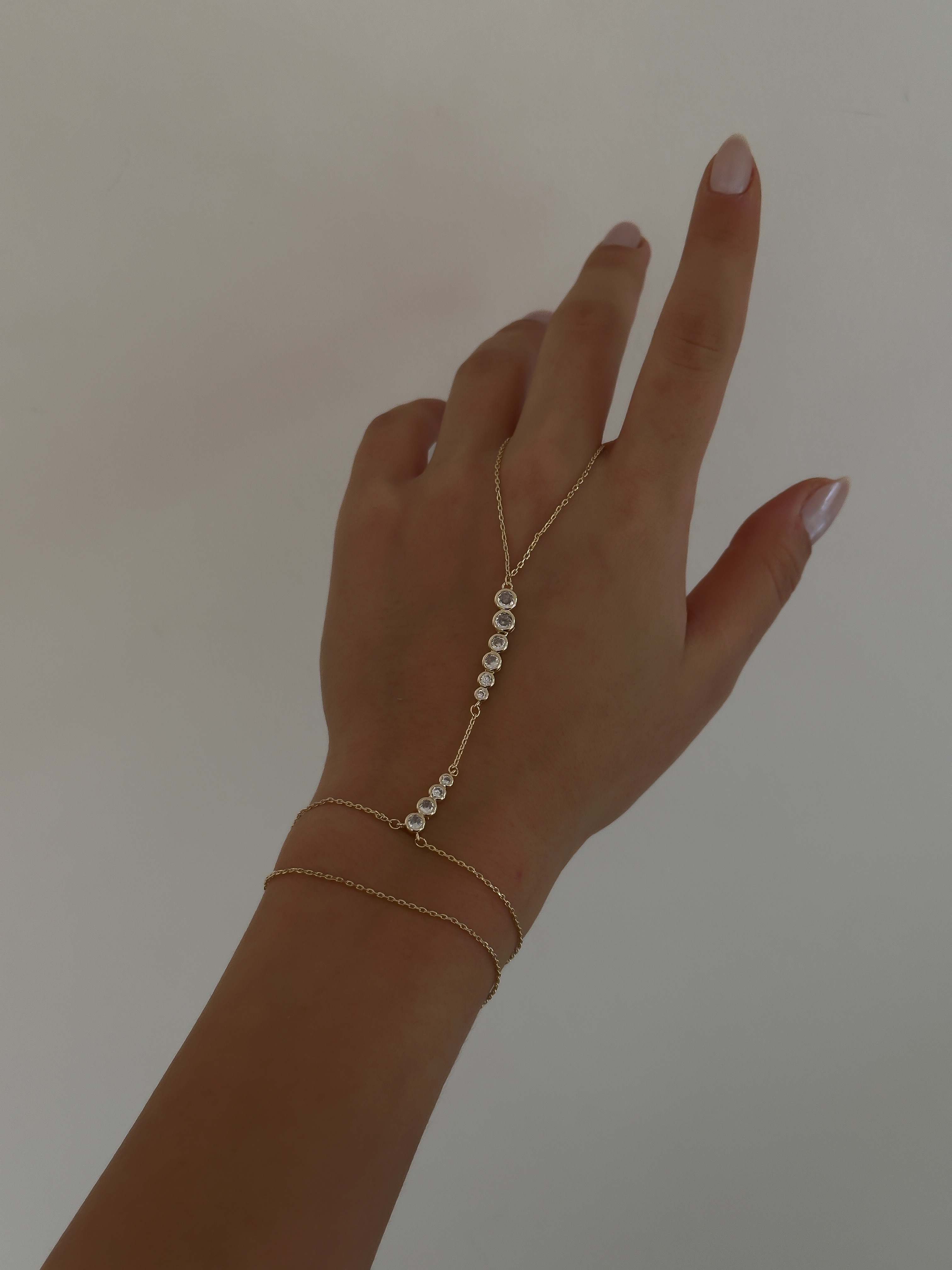 Özel Seri Gold Büyüklü Küçüklü Daire Taş Sıralı Şahmeran