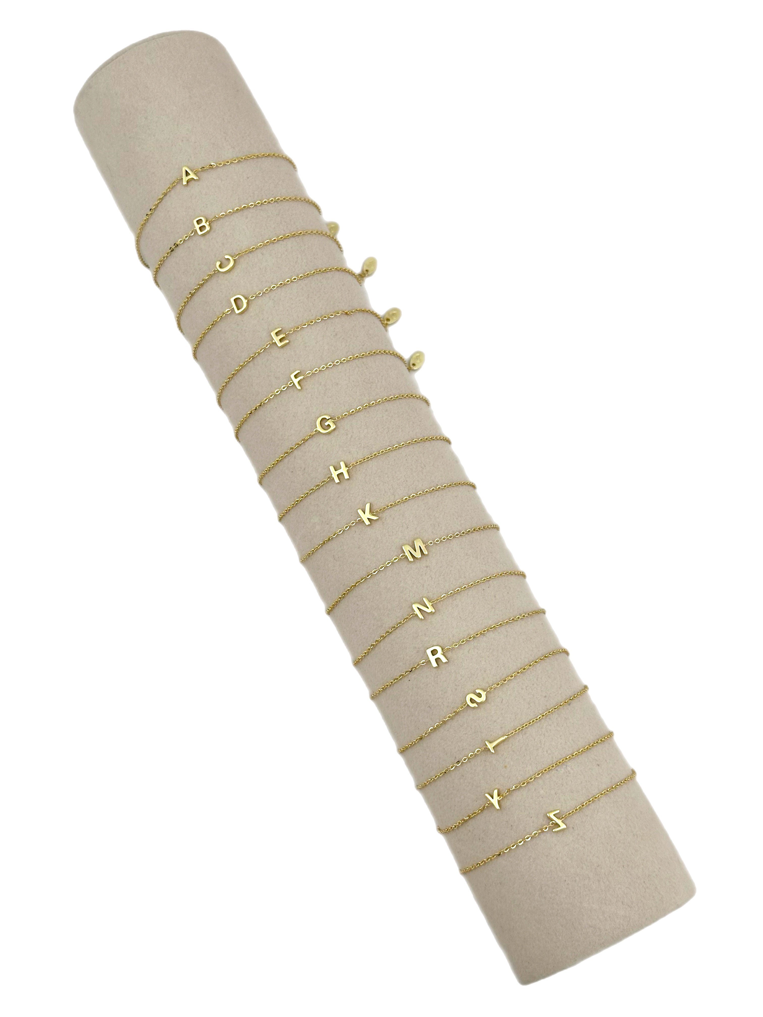 Özel Seri Gold Renk Harf Plaka Zincir Bileklik ( 20 Cm )