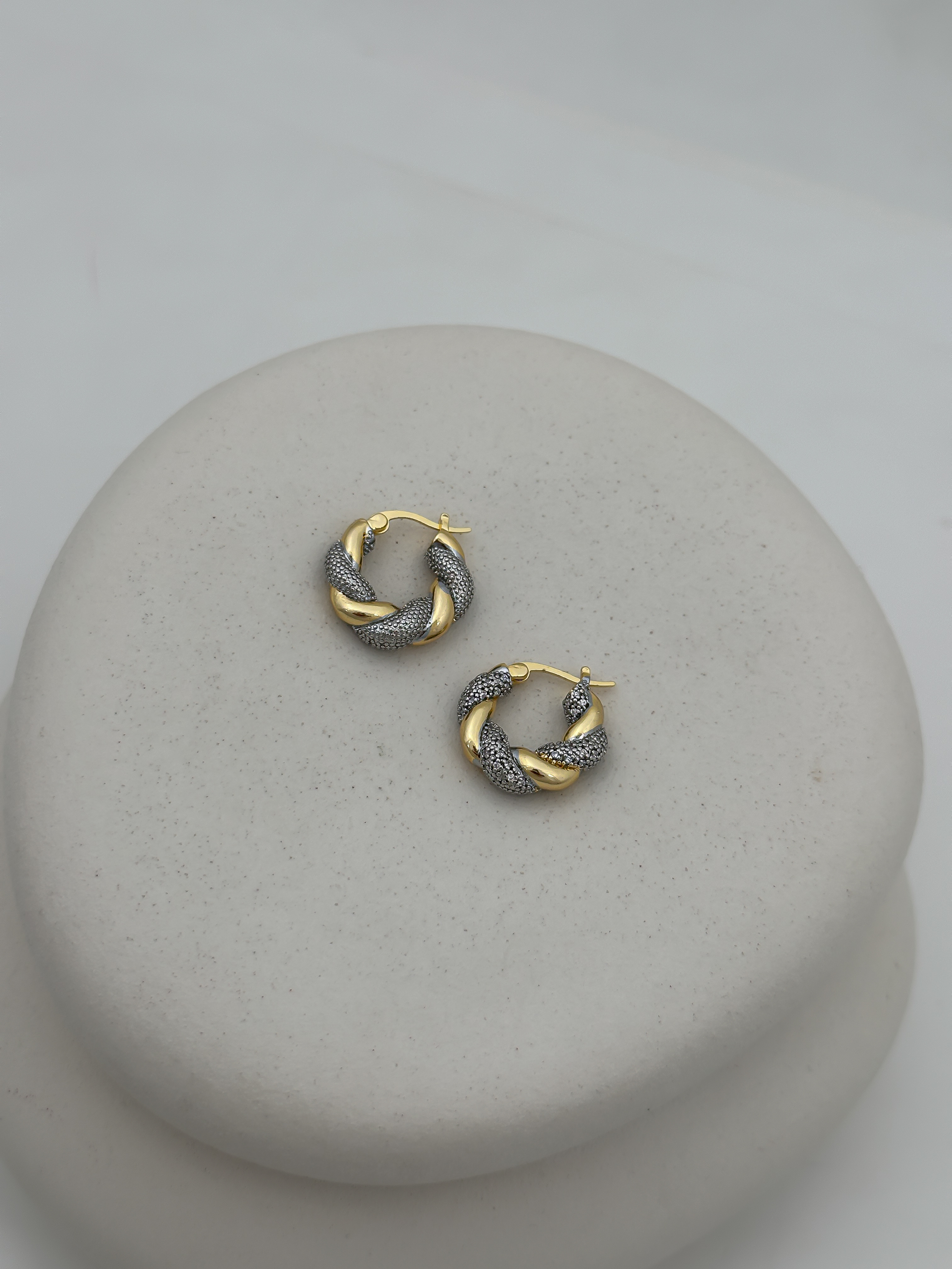 Özel Seri İki Renkli Burgu Model Halka Küpe (İç Çap:6 Mm)