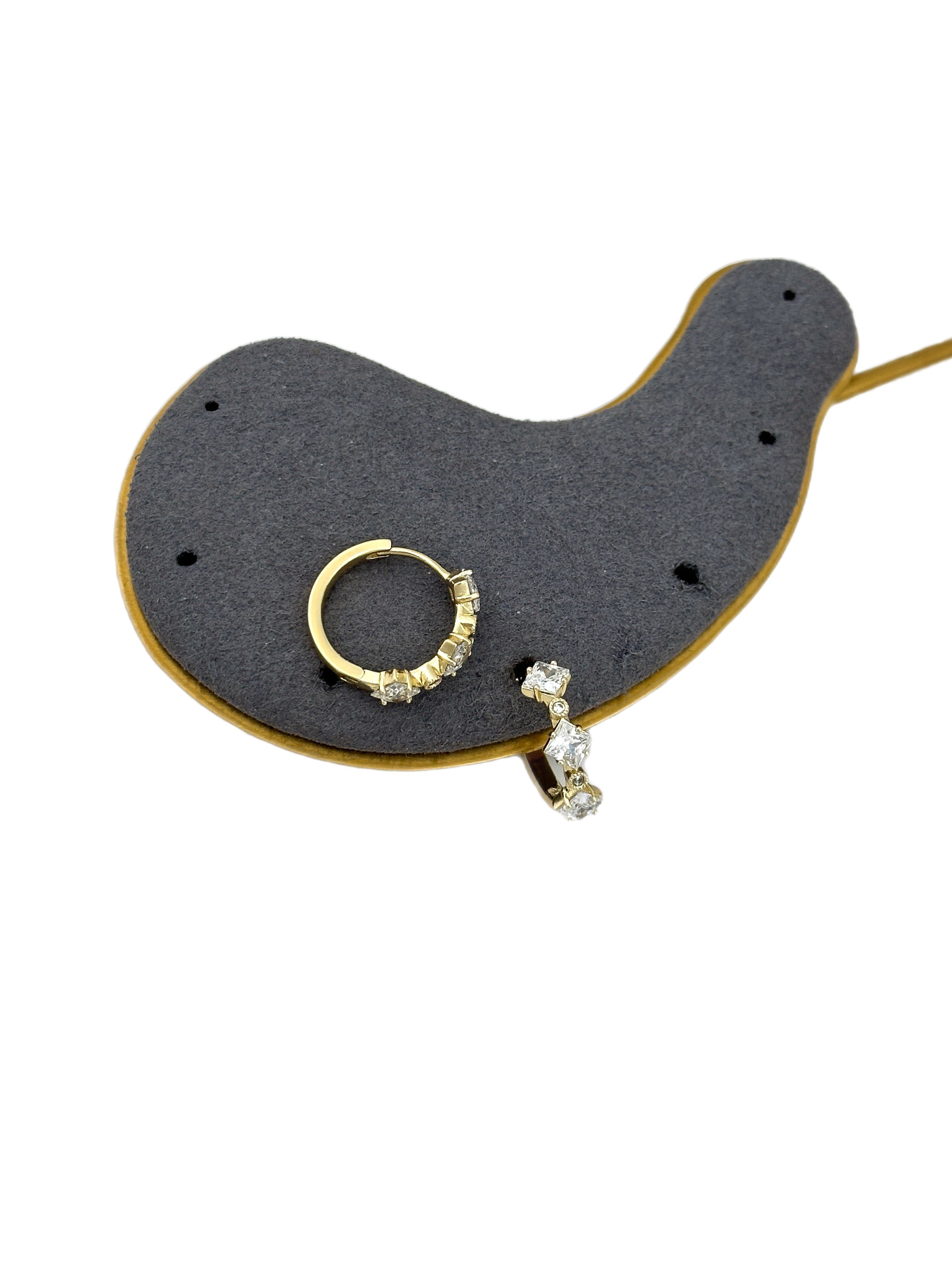 Özel Seri Zirkon Taş Sıralı Halka Küpe ( İç Çap : 1.5 Cm )
