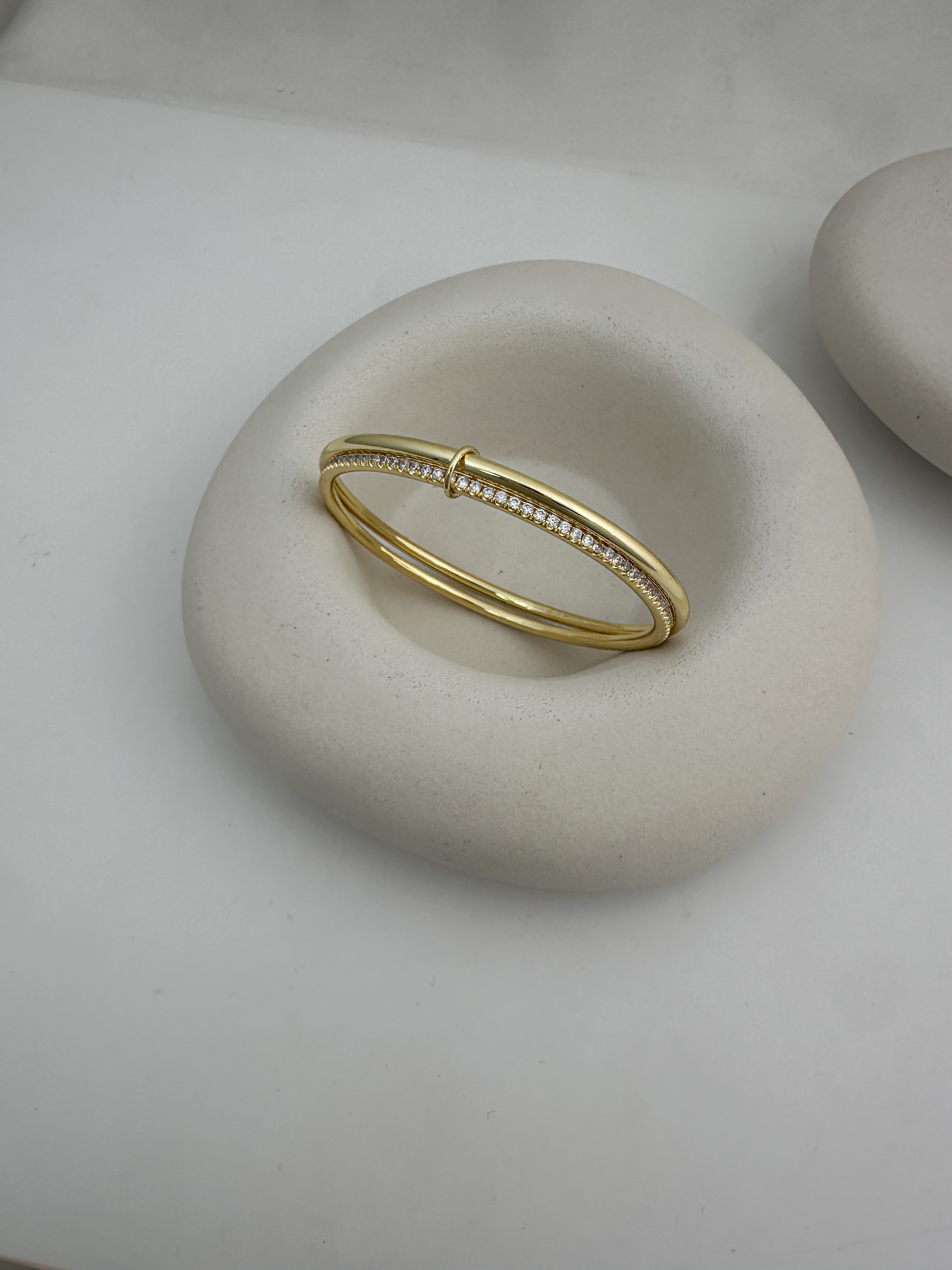 Özel Seri Zirkon Taşlı Boru Plaka İkili Bilezik (İç Çap:5.8 Cm)