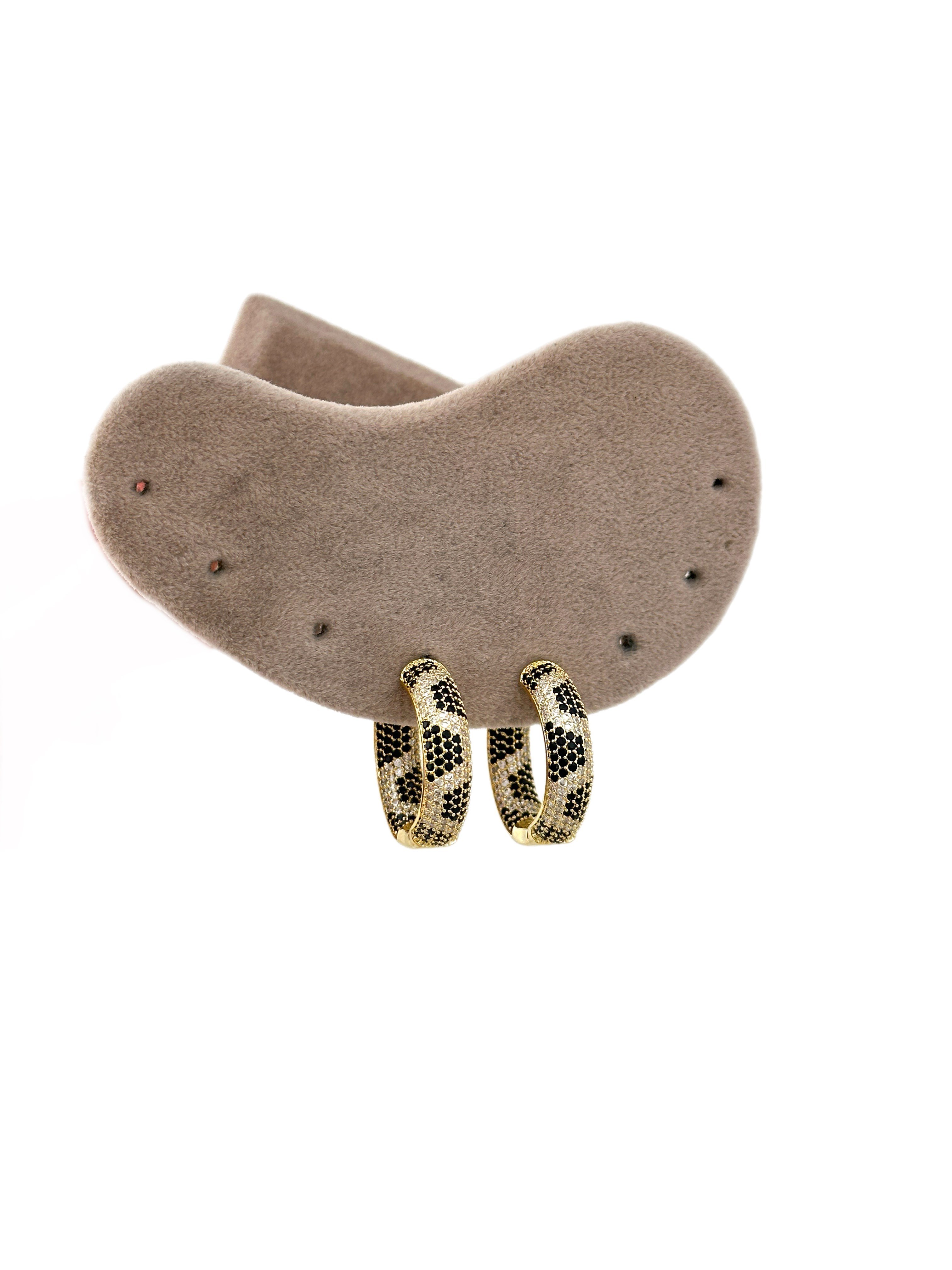 Özel Seri Zirkon Taşlı Leopar Desen Görünüm Tasarım Küpe ( İç Çap : 2 Cm )