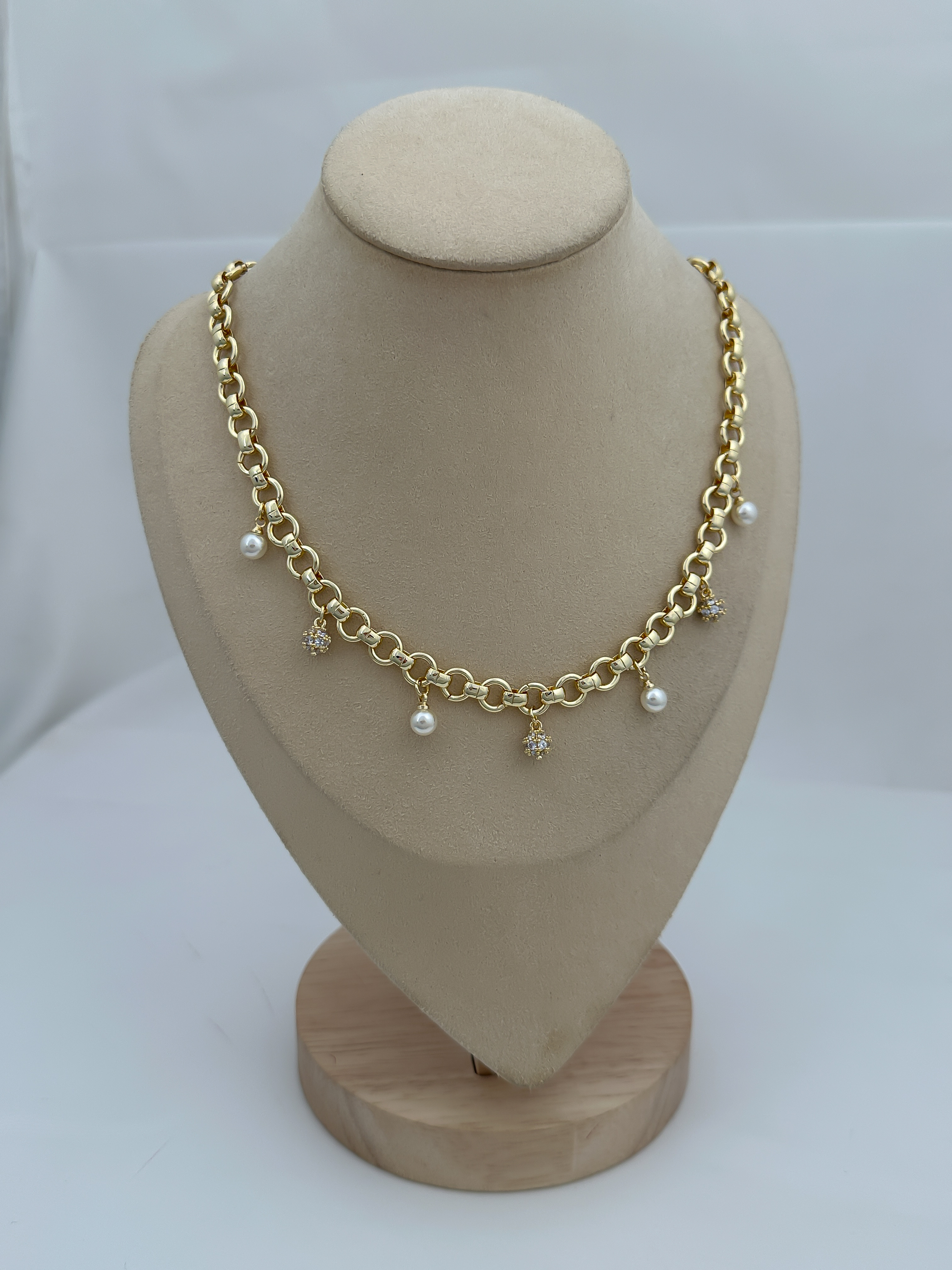 Özel Seri Zirkon Taşlı Topçuk Ve Top İnci Sallantılı Zincir Kolye (49 Cm)