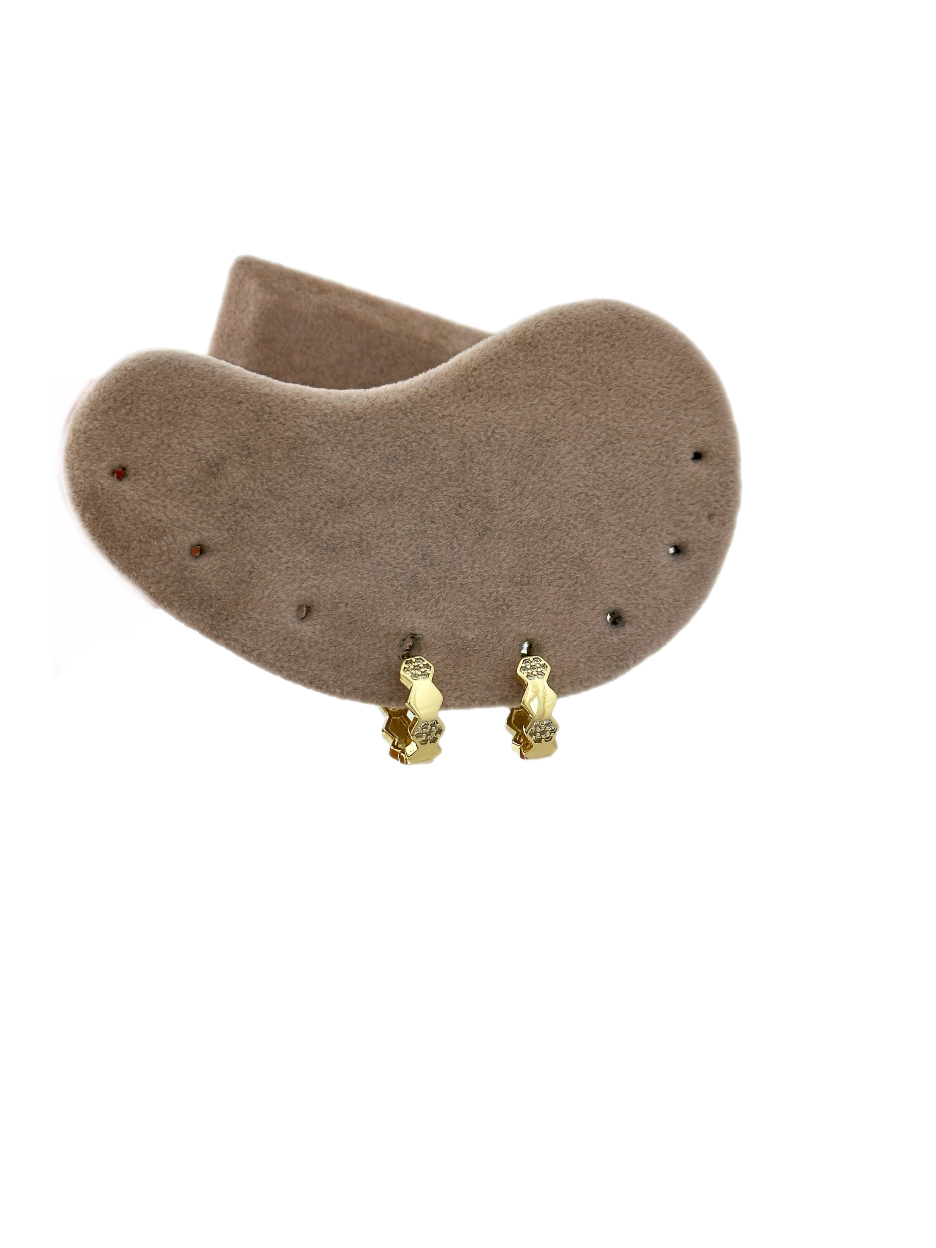 Özel Seri Zirkon Taşlı ve Plaka Petek Model Halka Küpe ( İç Çap : 1.1 Cm )