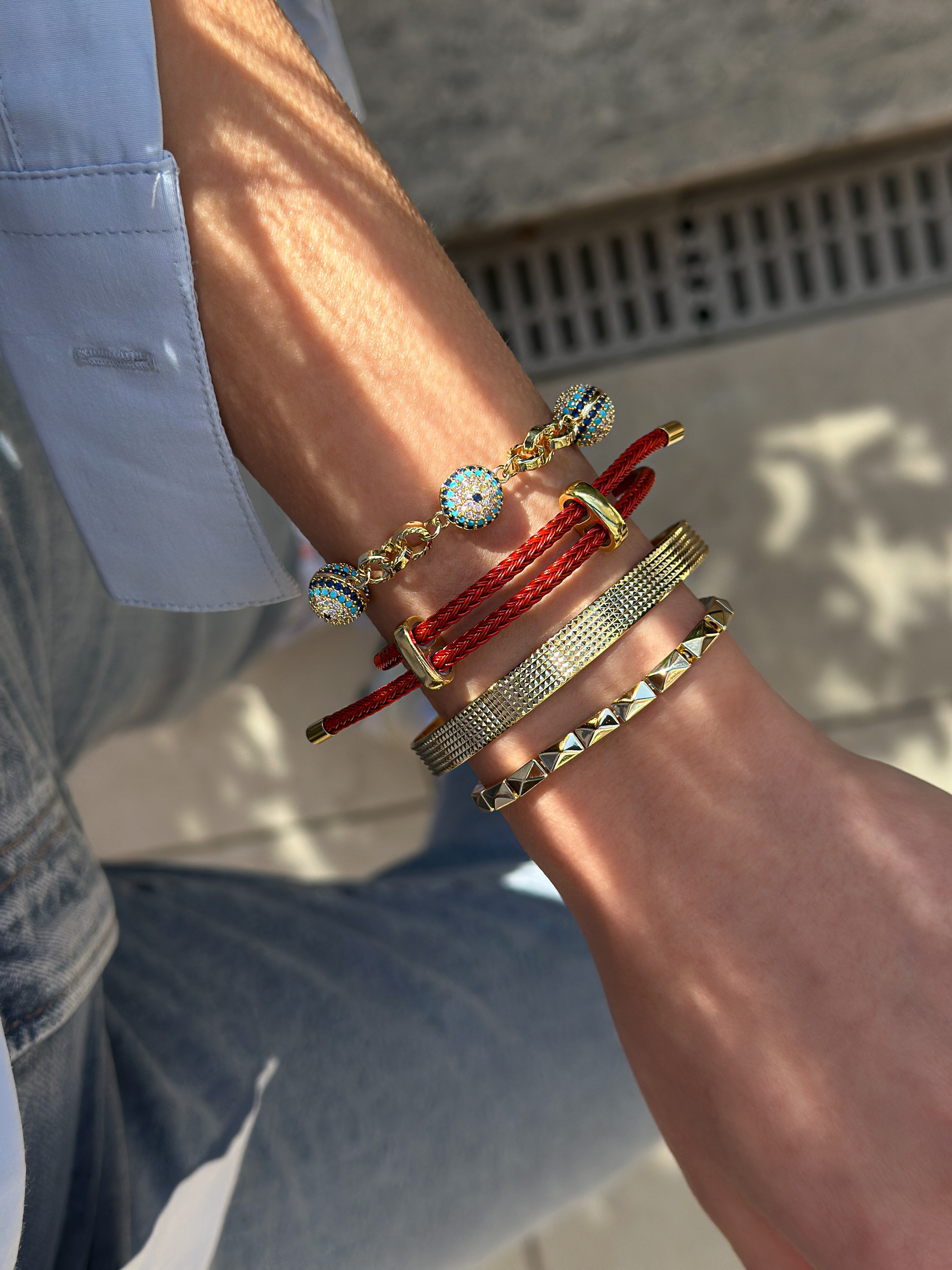 Renkli Örme İp Çelik Plaka Detay Ayarlanabilir Bileklik Kombini