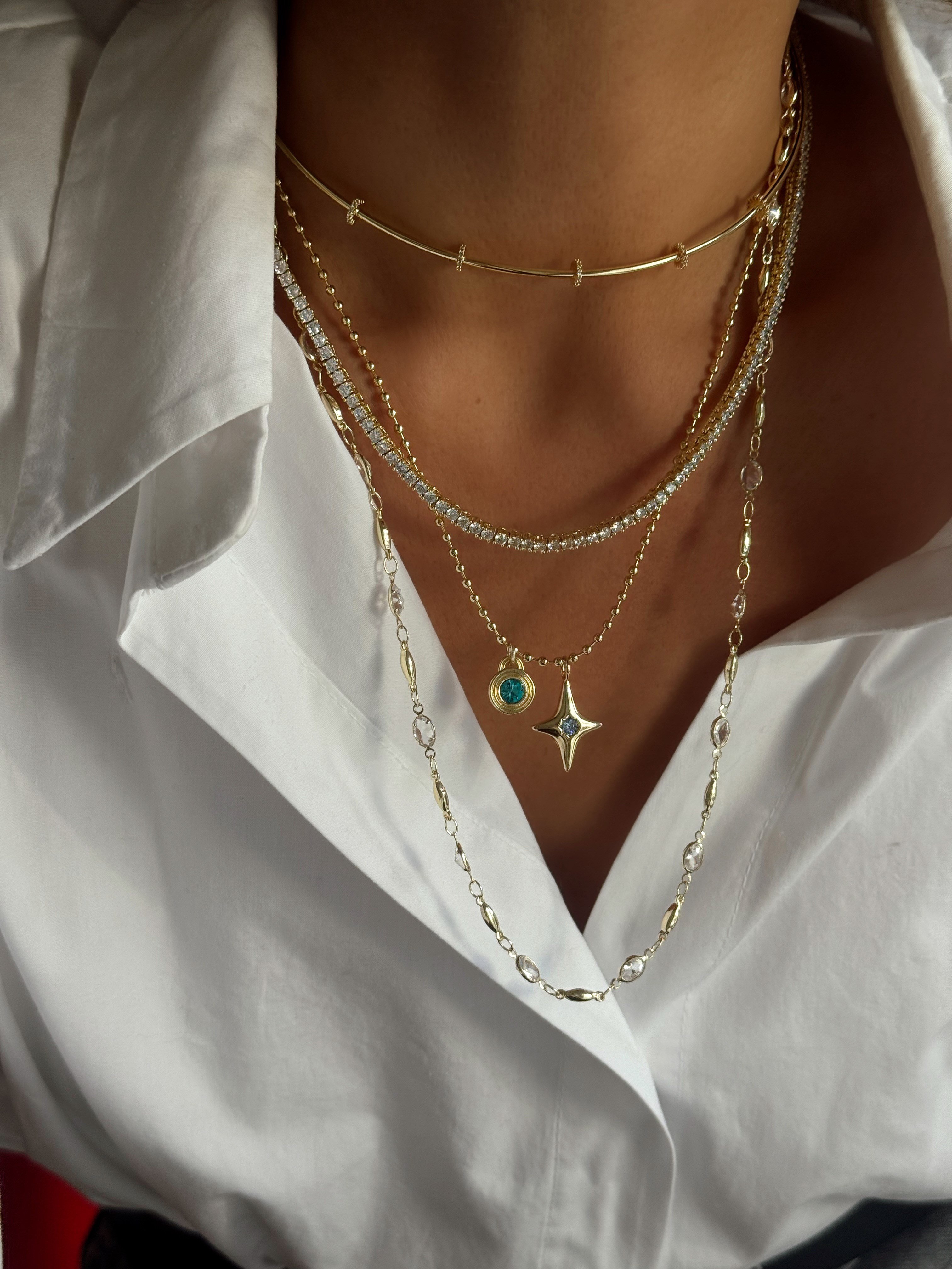 Zirkon Taşlı Biye Detay Boru Plaka Choker Kolye Kombini