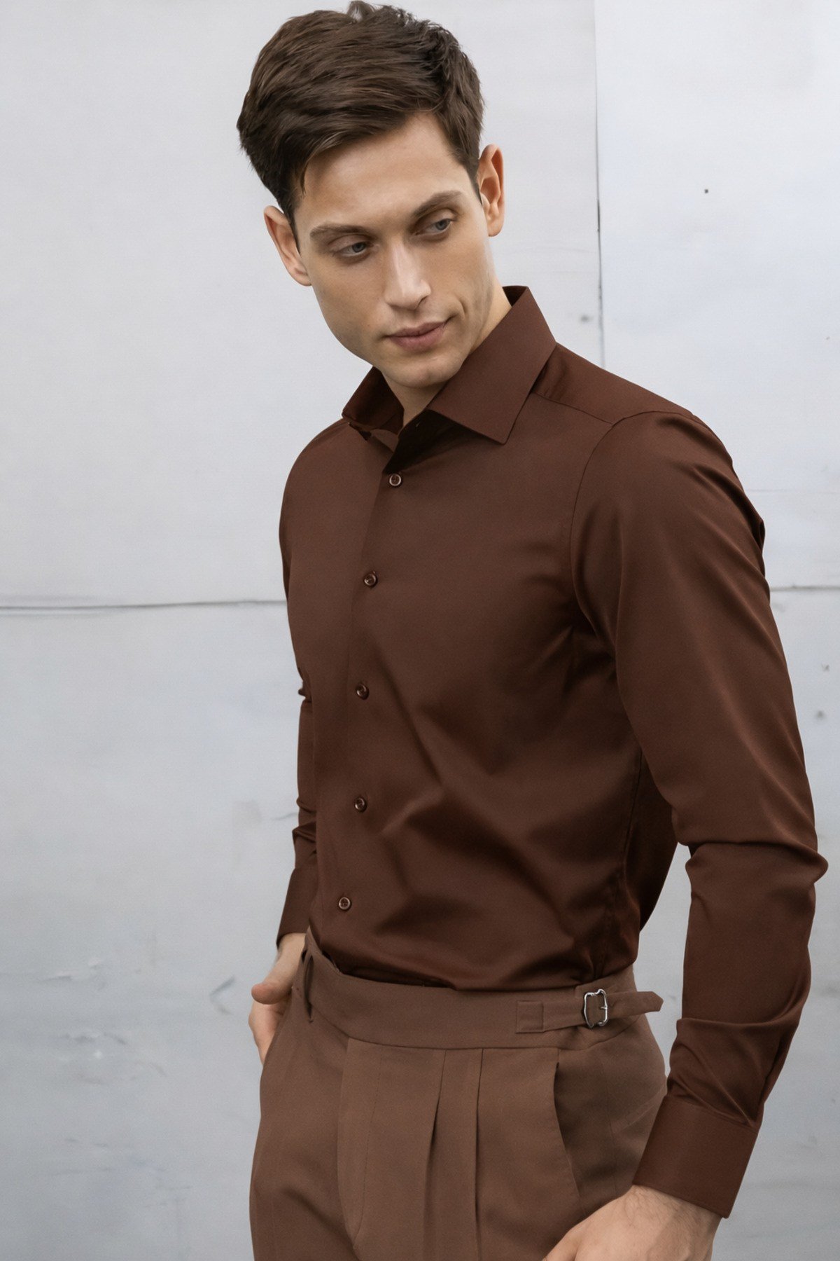 Slim Fit Uzun Kollu Kolay Ütü Teri Emen Nefes Alan Doku Kravatlık Kahverengi Erkek Gömlek
